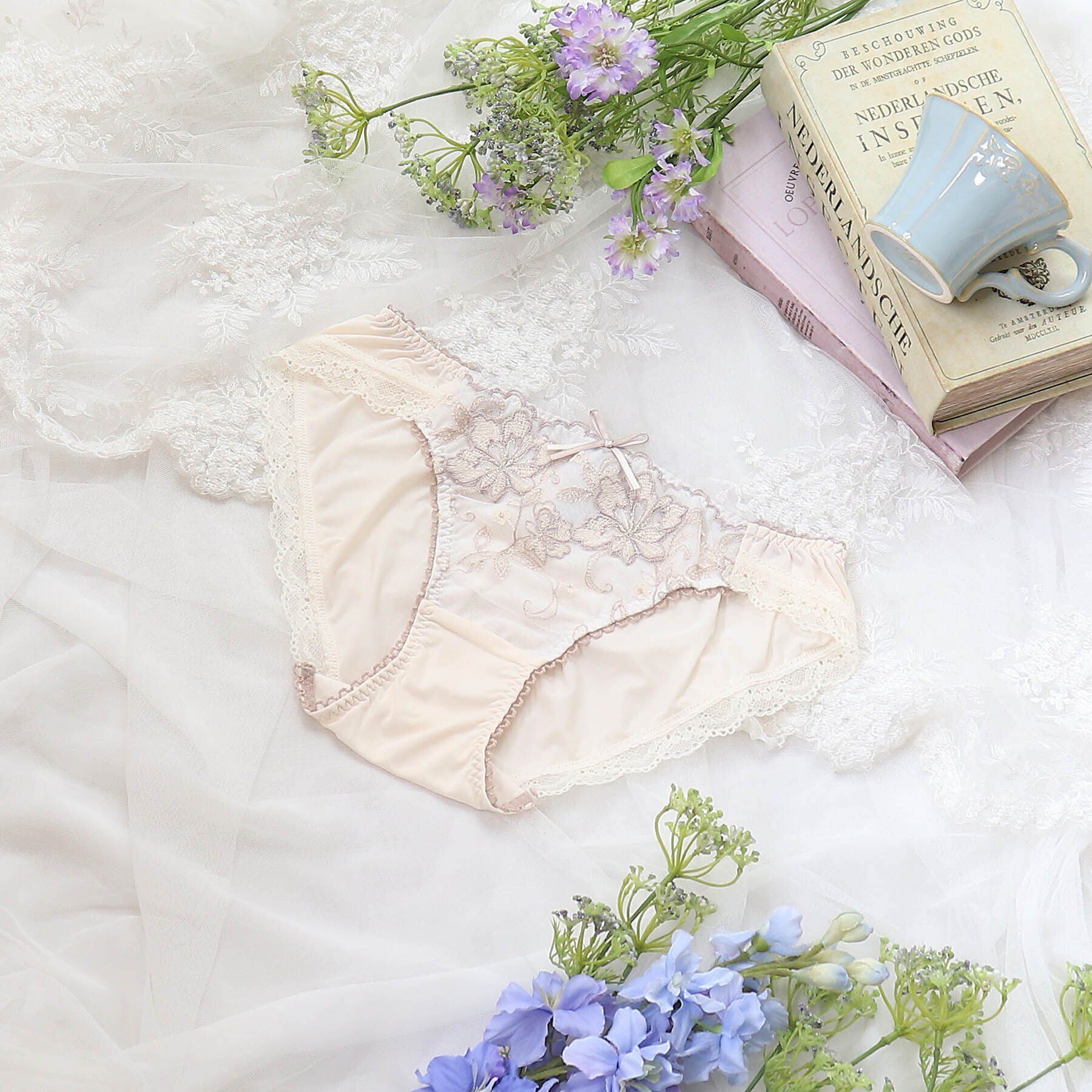 Risa Magli「ニーナ ノーマルショーツ」|インナー|ベージュ(052)