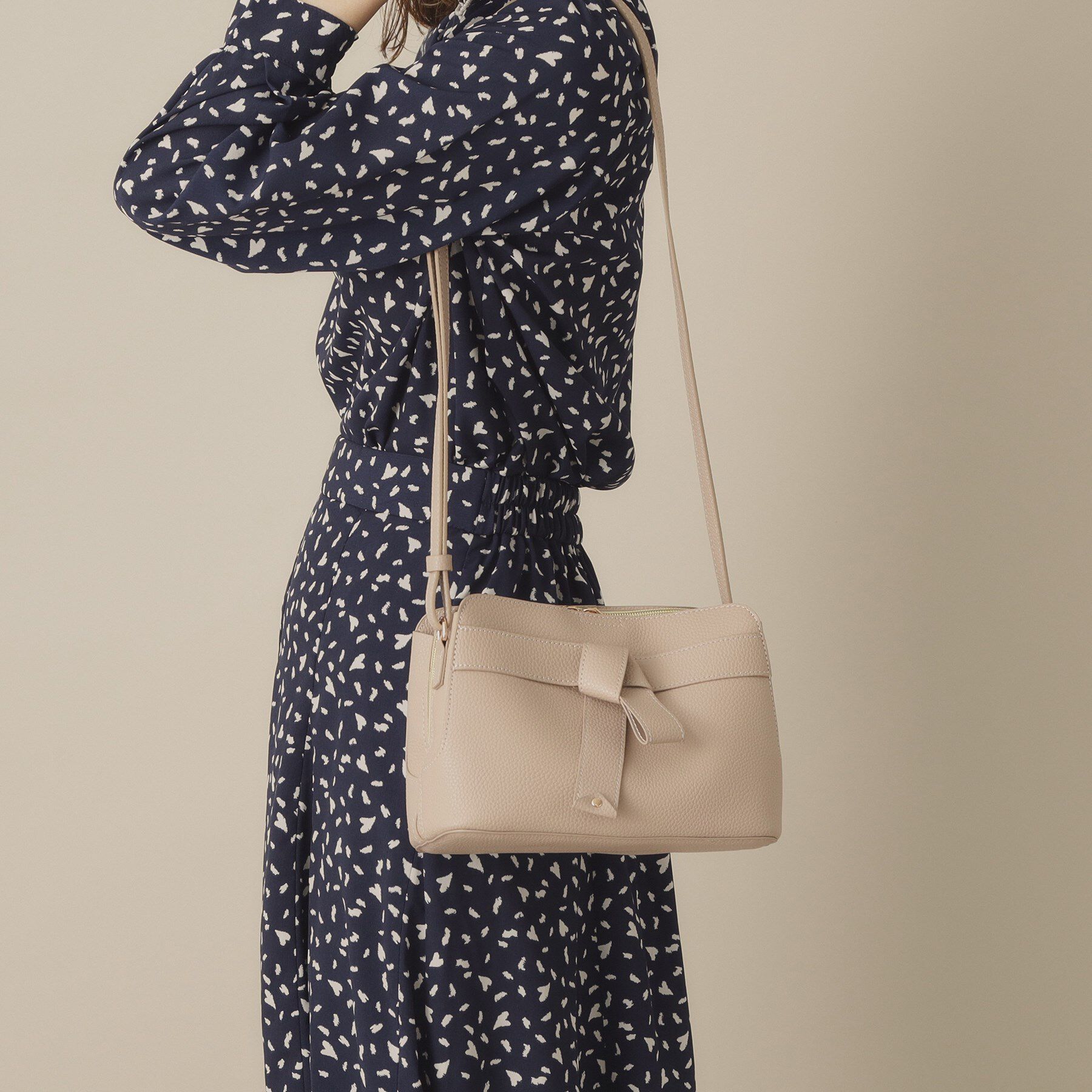 ITS&rsquo;DEMO「かるバッグミニショルダー」|ショルダー・メッセンジャー|