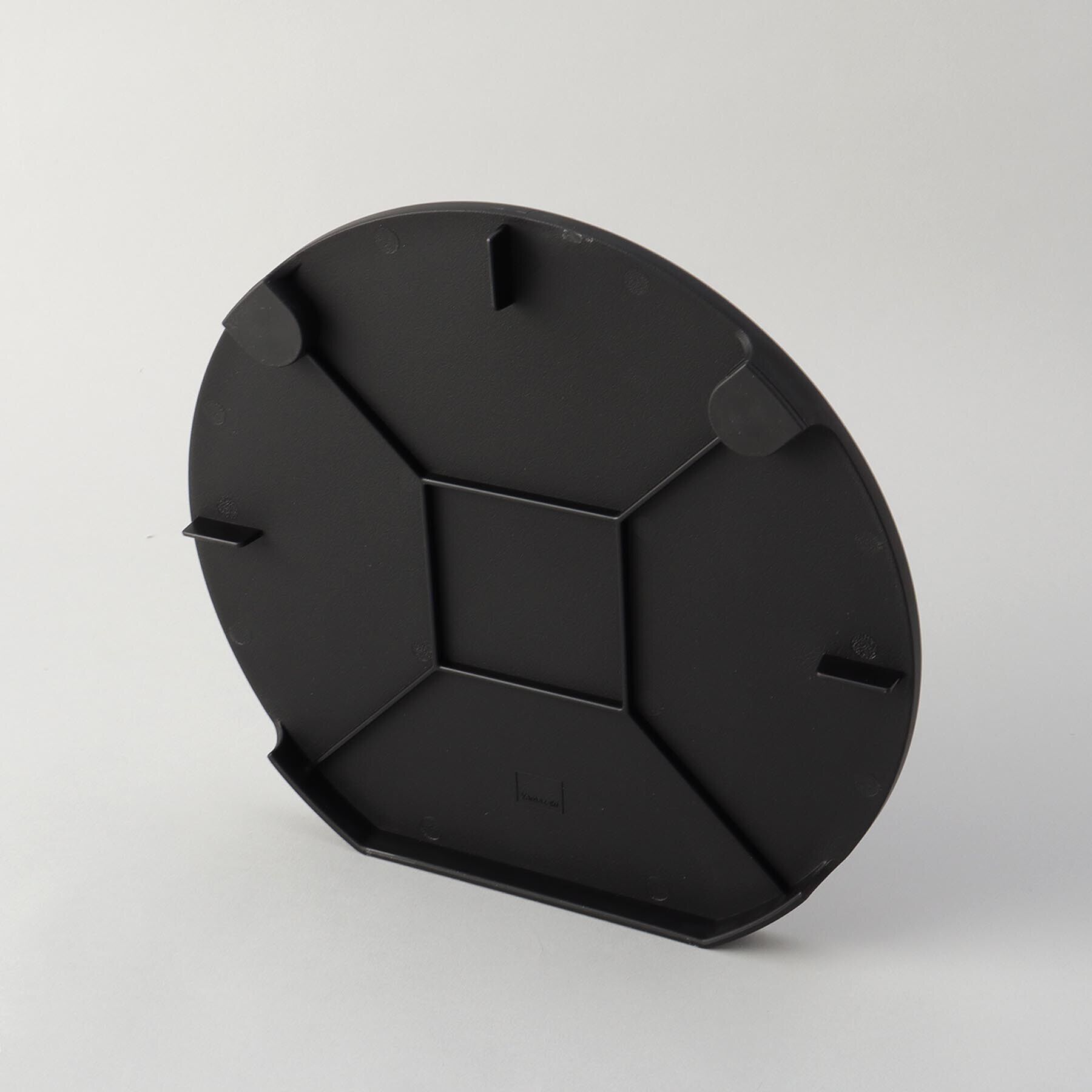 212 KITCHEN STORE「食洗機対応 マグネット抗菌まな板 ラウンド BK 山崎実業 ＜tower タワー＞」|食器・キッチングッズ|