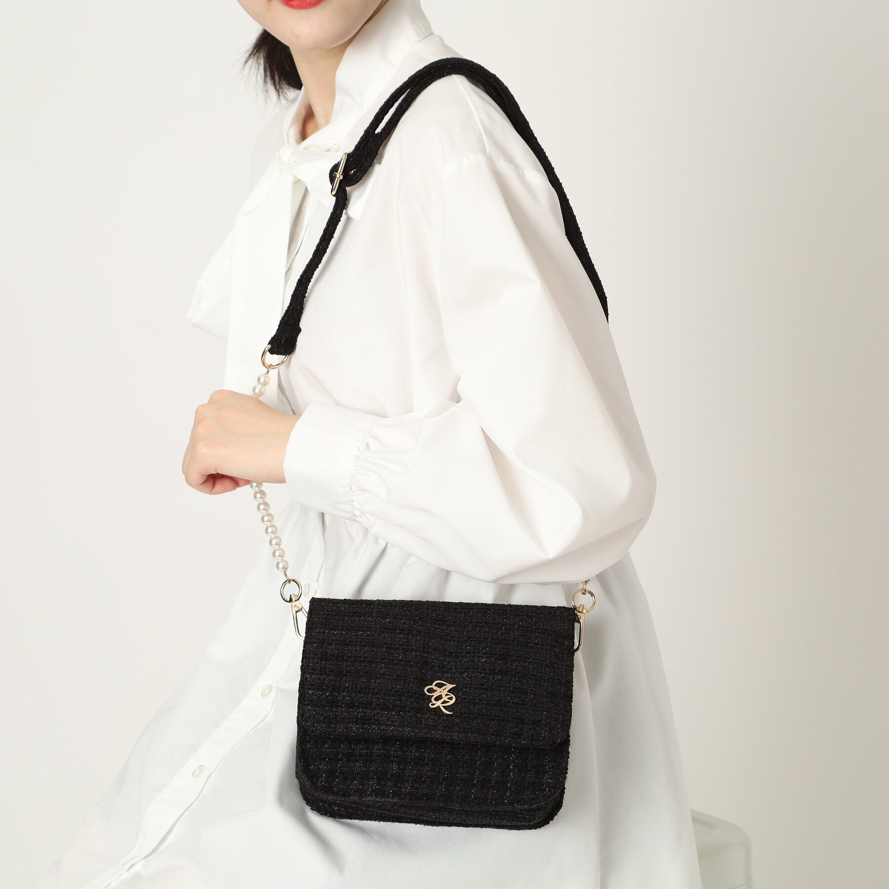 Ober Tashe「フェイクパール&times;チェーンベルト ミニショルダー」|ショルダー・メッセンジャー|