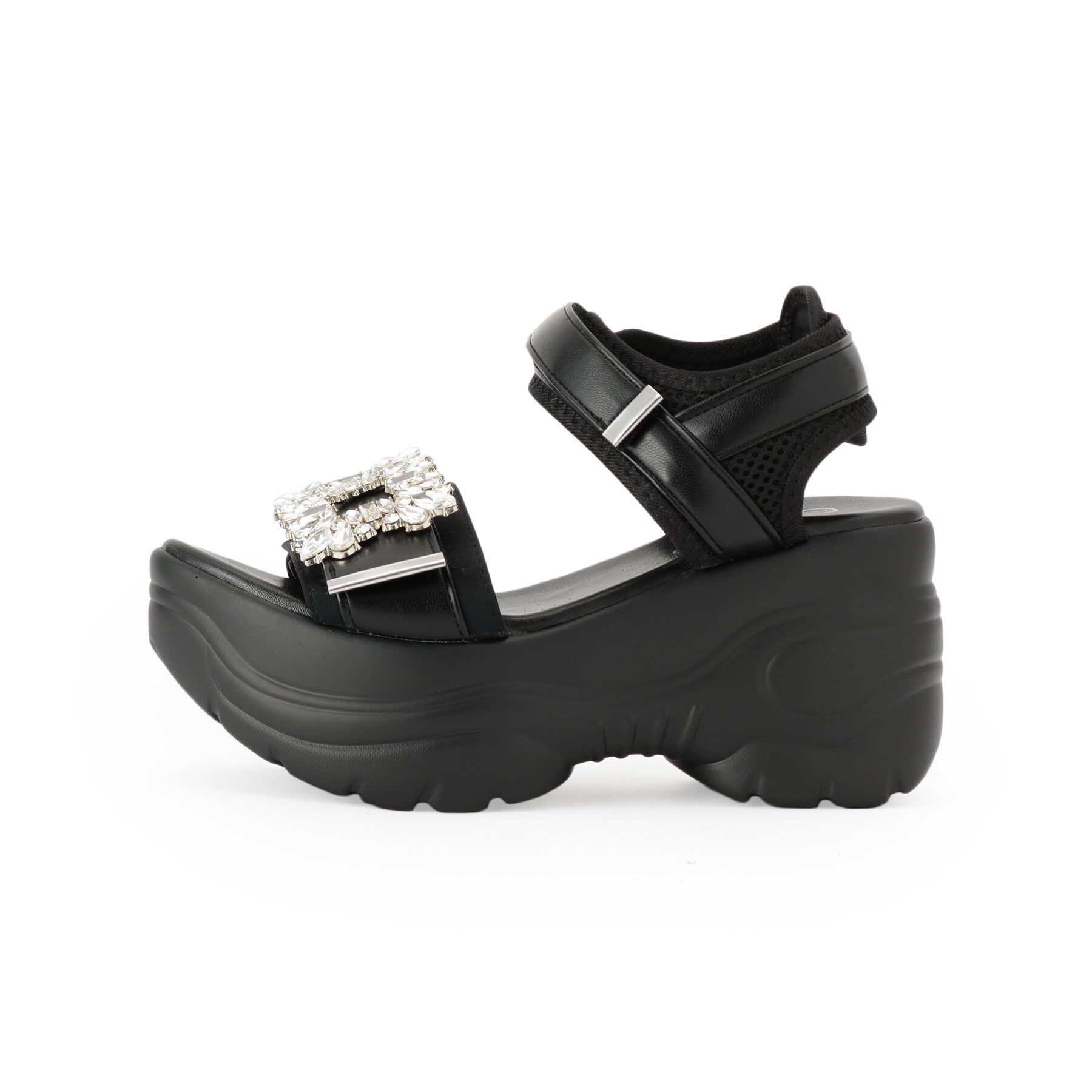 csT&P「厚底ビジューバックルサンダル」|サンダル|