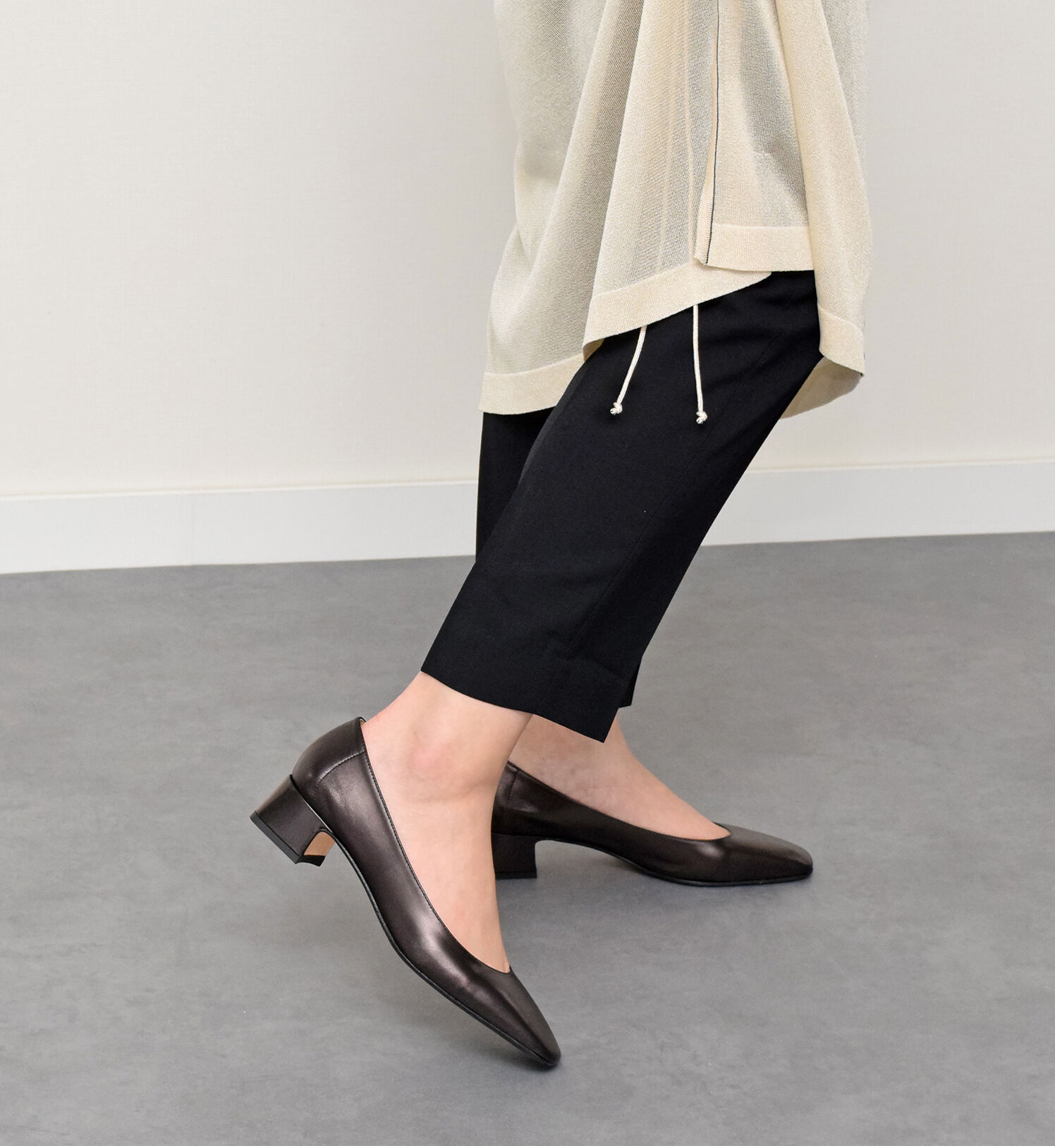 FABIO RUSCONI 「【FABIO RUSCONI】スクエアトウフレアヒールパンプス」|パンプス|