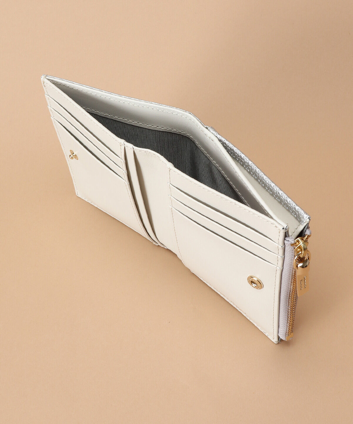 Samantha Thavasa「レース調型押し折財布」|財布|