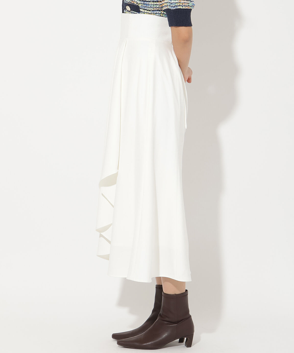 アンドクチュール「サイドリブラッフルマーメイドスカート」|フレア|