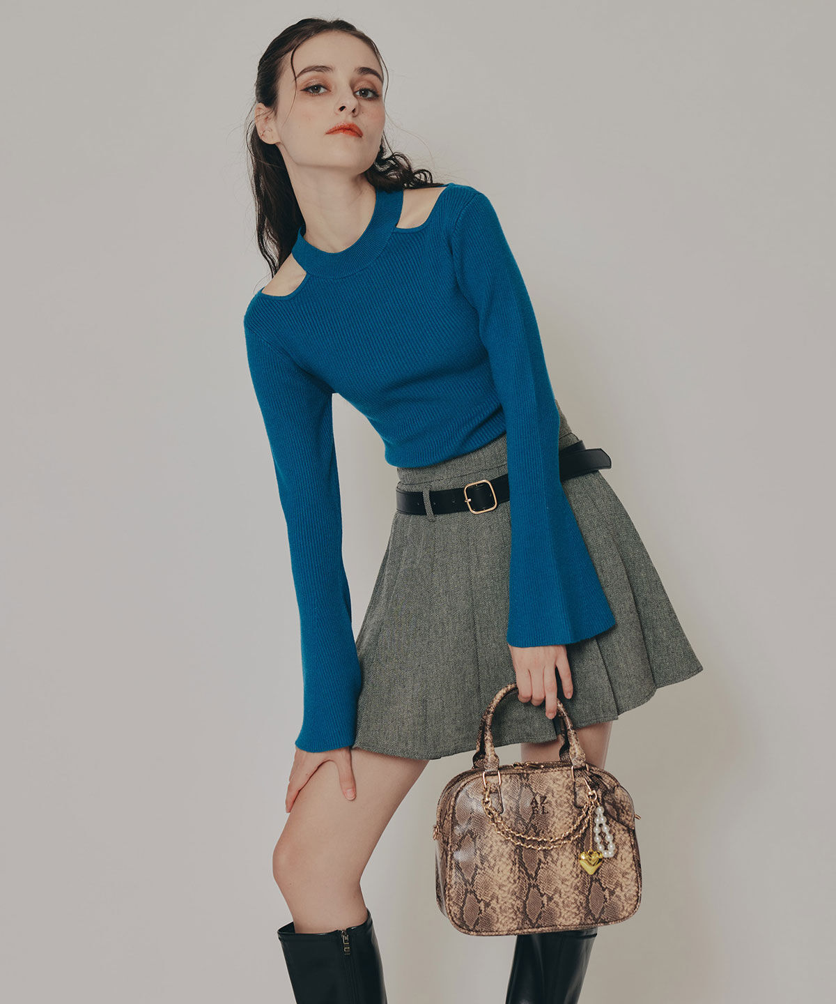 REDYAZEL「カットアウトリブニットトップス」|ニット・セーター|