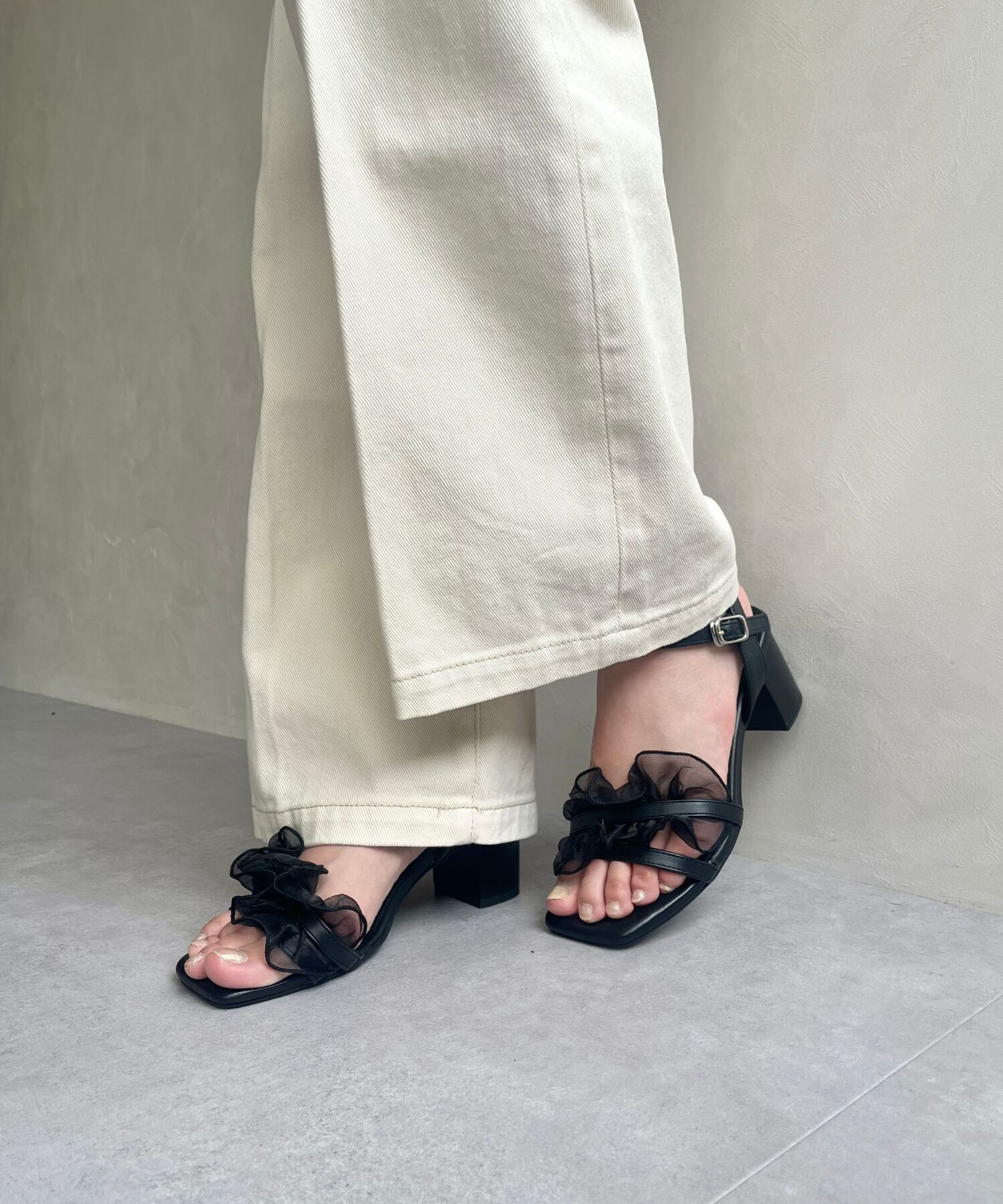 ORiental TRaffic「【WEB限定】●2025春夏新作●フリルストラップヒールサンダル/55210 トレンド 人気 ヒール7cm」|サンダル|