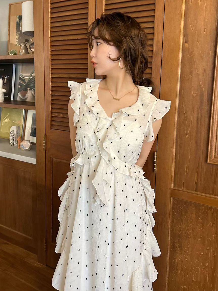 ラッフルフリルフレアワンピース（LILY BROWN）｜ルミネのファッション