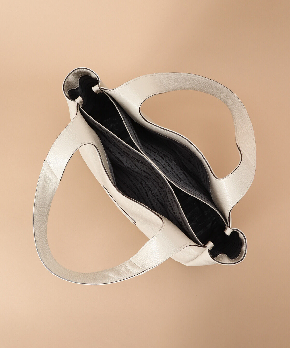 Samantha Thavasa「イタリアンシュリンクレザーバッグ 大サイズ」|ハンドバッグ|