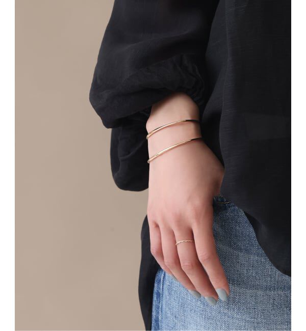 Lilas by Spick&Span「2.5パイプC型バングル K10」|ブレスレット・バングル|ゴールド