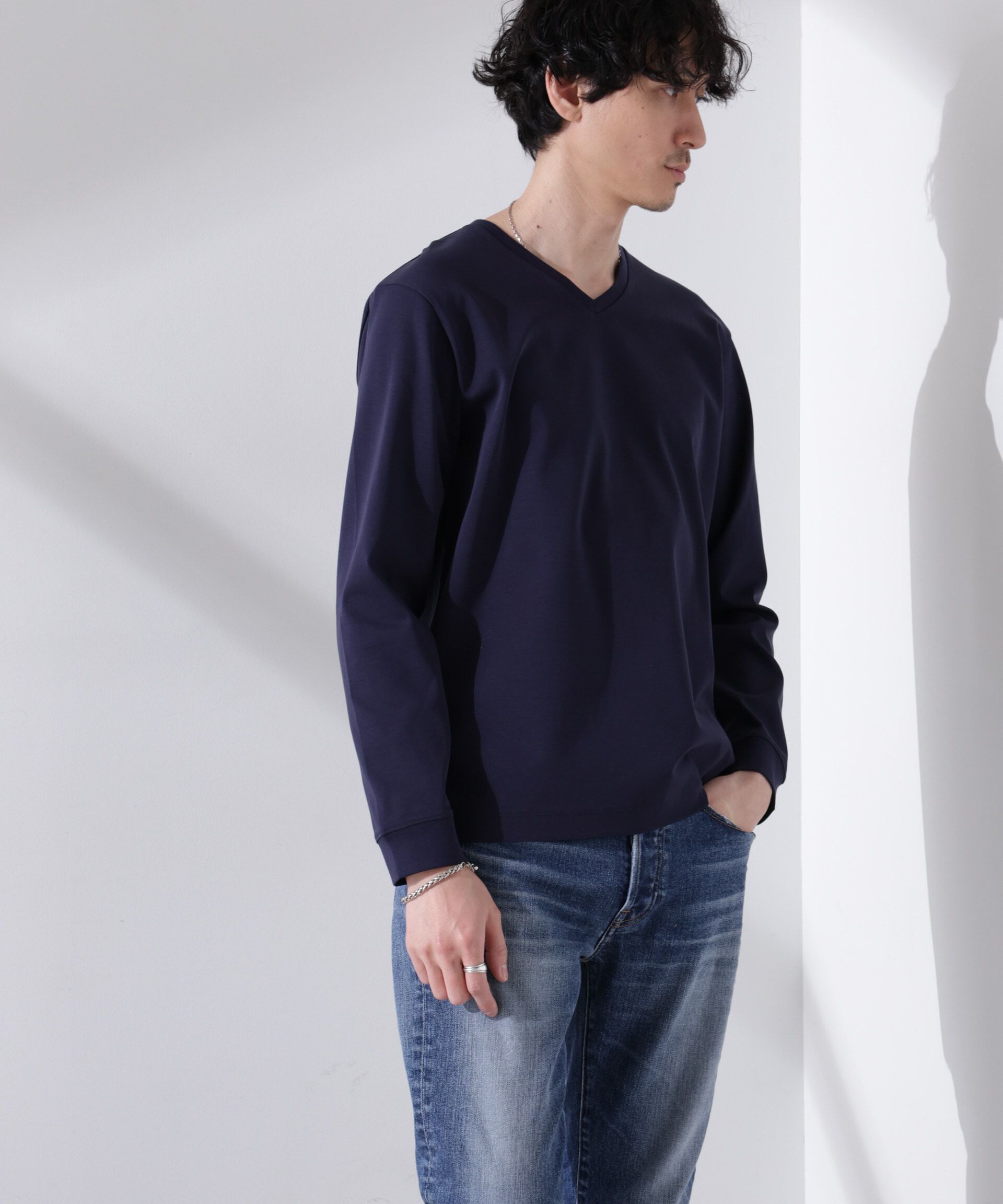 nano･universe「アンチスメル VネックTシャツ 長袖」|Tシャツ・カットソー|