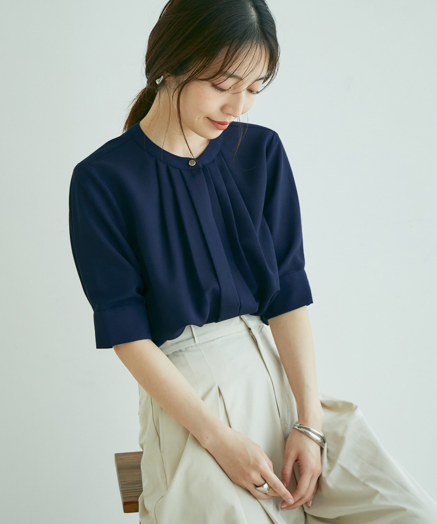 VIS「【EASY CARE】【新色追加】2WAYフロントタックブラウス」|シャツ・ブラウス|