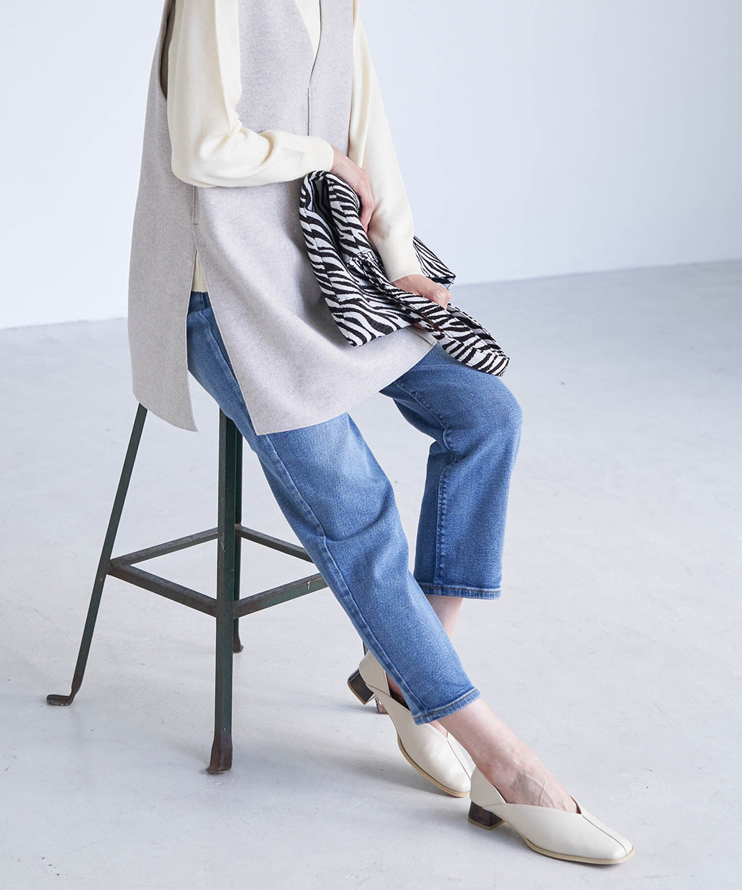 ROPE PICNIC PASSAGE「スクエアトゥセンターシーム甲深バブーシュ」|パンプス|