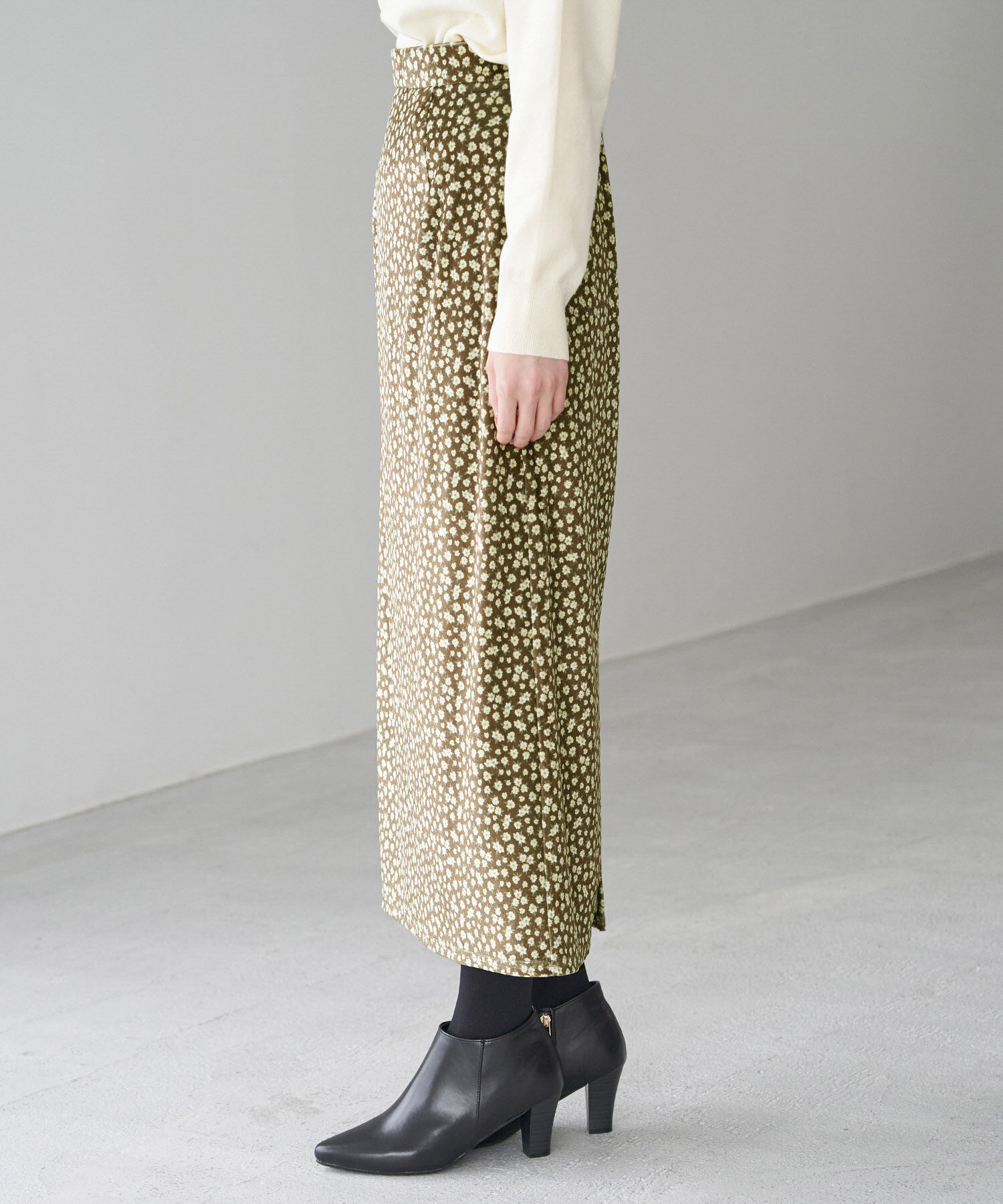 Rope&rsquo;Picnic「リンクコーデ/花柄ベロアアイラインスカート」|スカート|