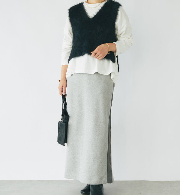  「《リラクシーな履き心地》ラメライン入り裏毛ナロースカート」|スカート|