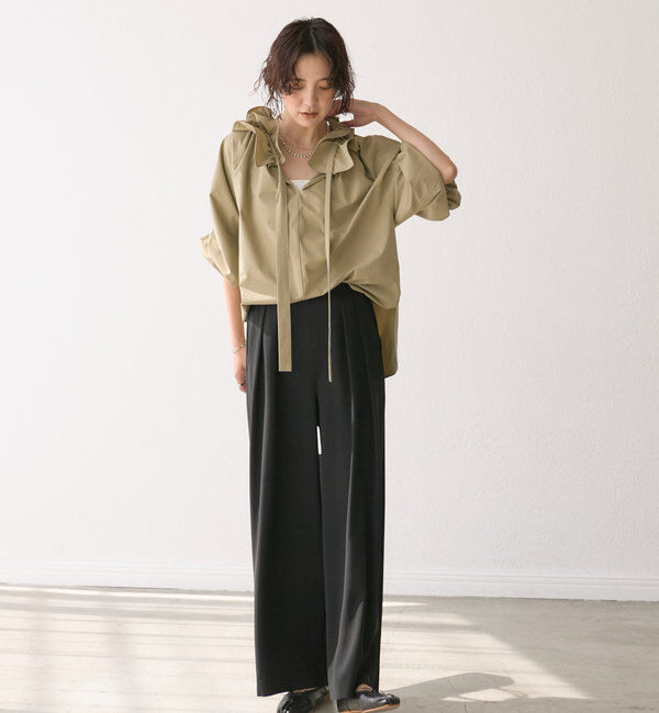  「【ウォッシャブル】【シーズンレスで使える】タックワイドスラックス」|チノ|