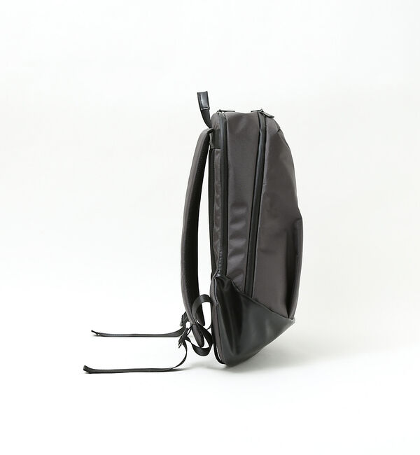 alfredoBANNISTER「【軽量、撥水】20L ユーティリティバックパック / A4サイズ対応 / 15.」|リュック|