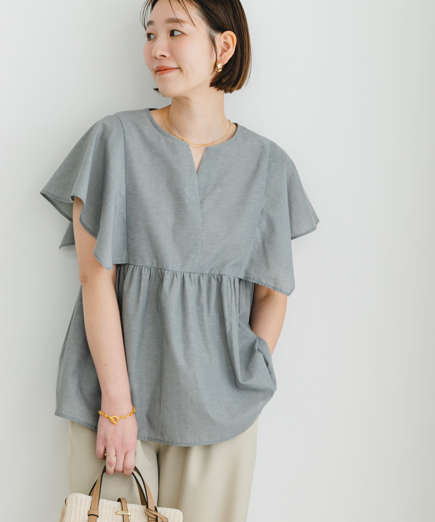 URBAN RESEARCH ROSSO「『UR TECH』F by ROSSO　スクエアスリーブブラウス」|シャツ・ブラウス|