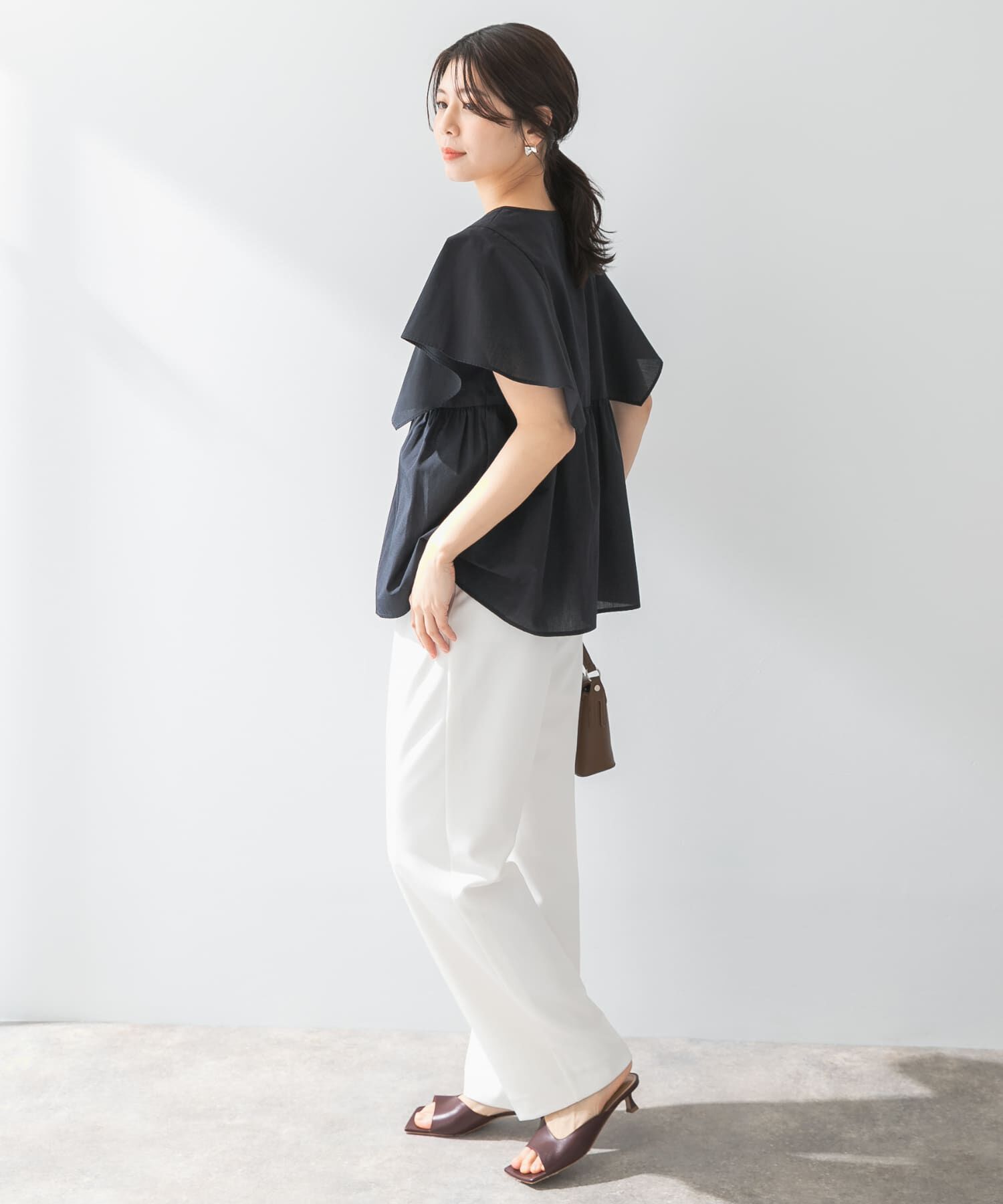 URBAN RESEARCH ROSSO「『UR TECH』F by ROSSO　スクエアスリーブブラウス」|シャツ・ブラウス|