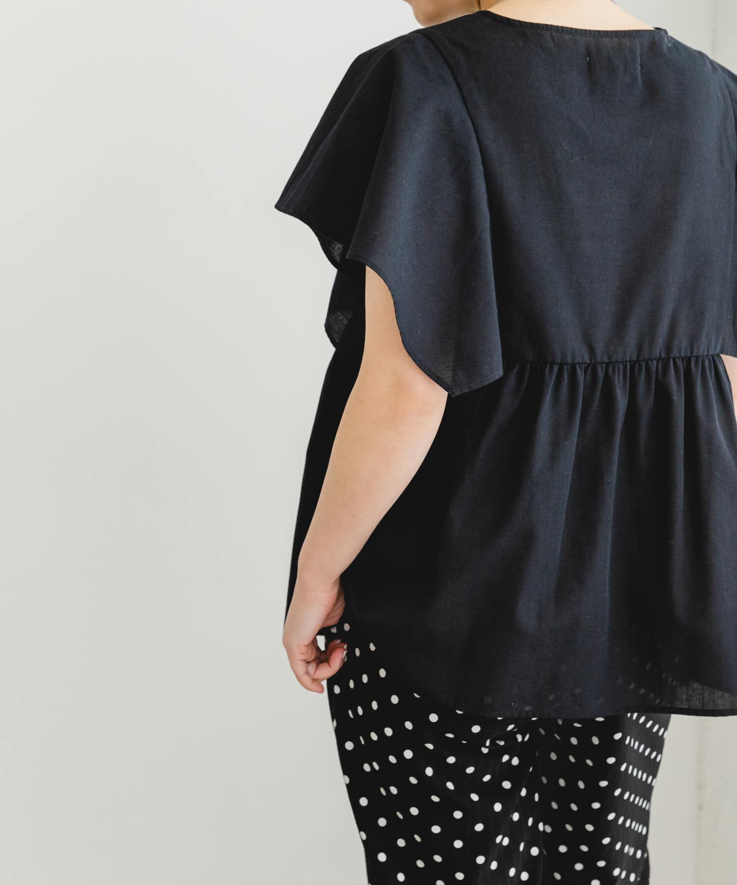 URBAN RESEARCH ROSSO「『UR TECH』F by ROSSO　スクエアスリーブブラウス」|シャツ・ブラウス|