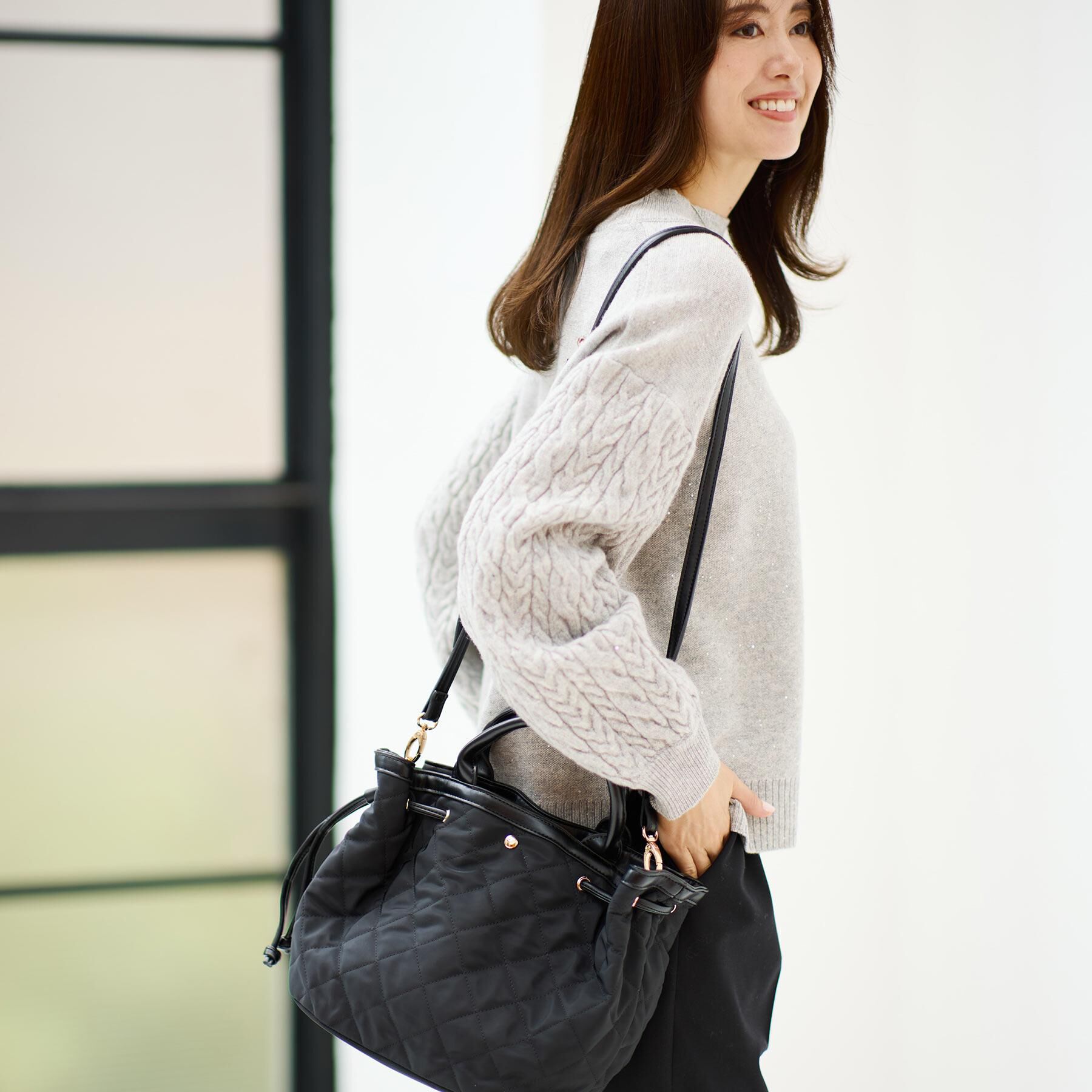 Reflect「【一枚で着映え◎／ゆったりシルエット】ラメ&times;スパンコールウール混ニット」|ニット・セーター|