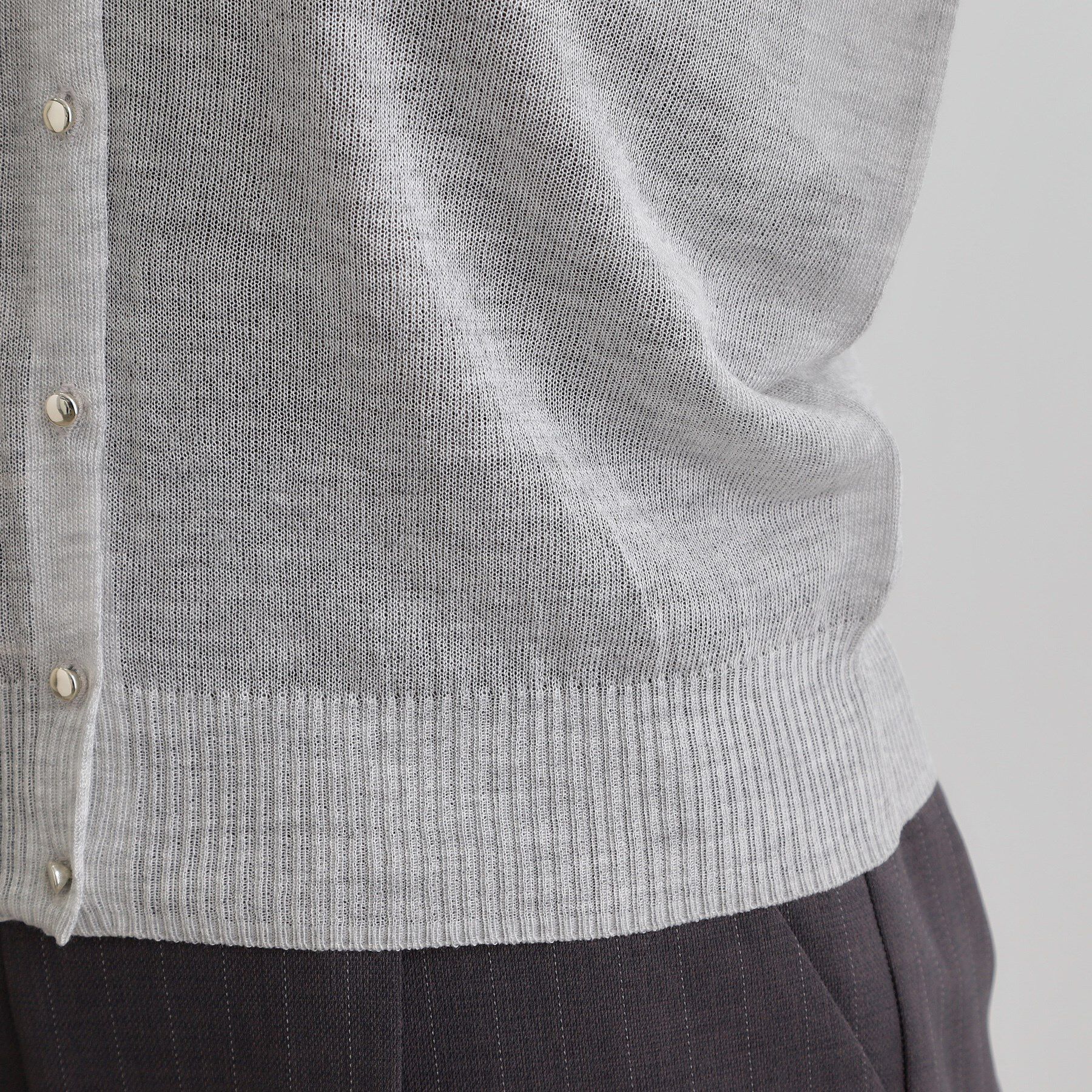 grove「【雑誌掲載】洗えるシアーカーディガン」|カーディガン|