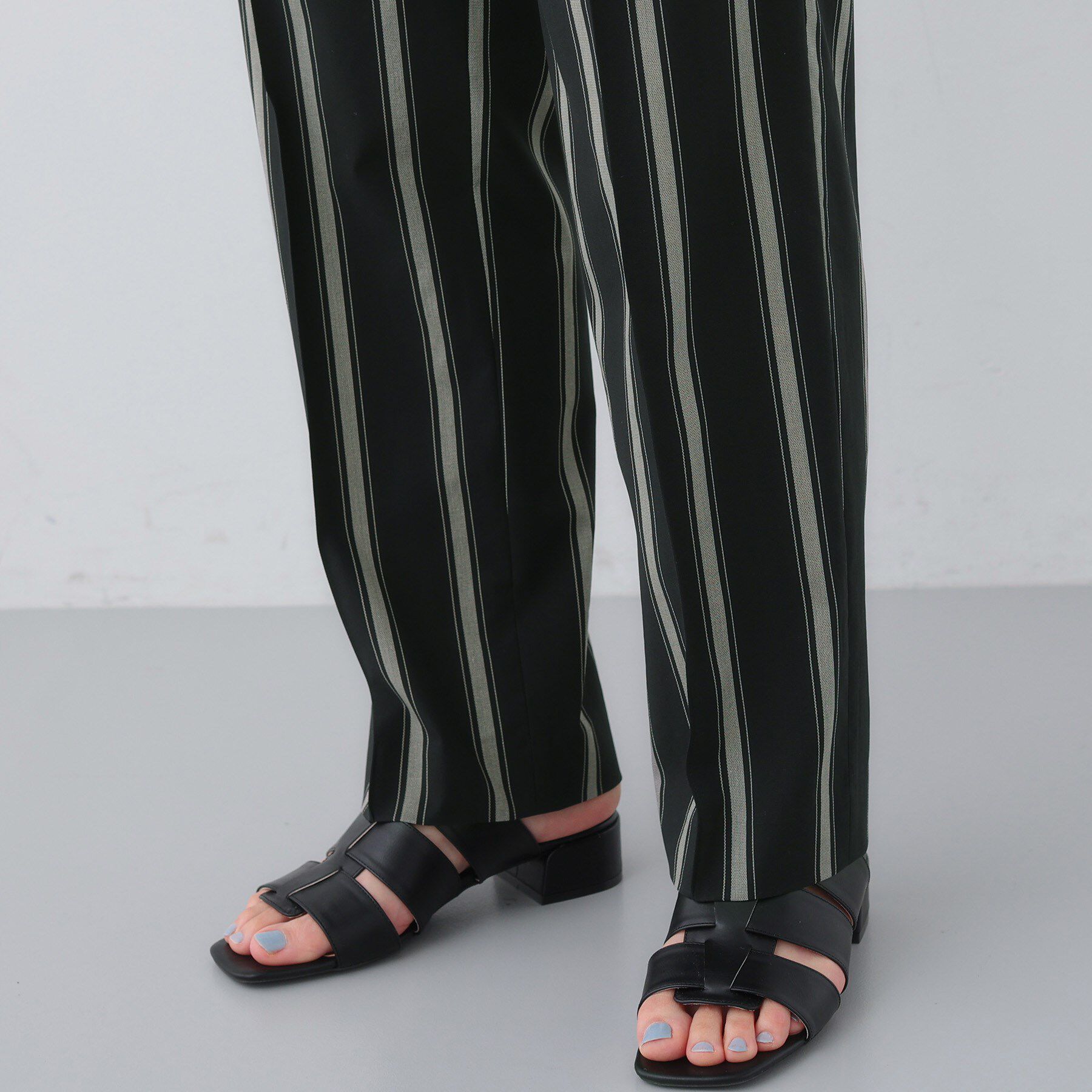 INDIVI「【日本製／SETUP可能】コットン混ゆったりめテーパードパンツ」|スーツ|