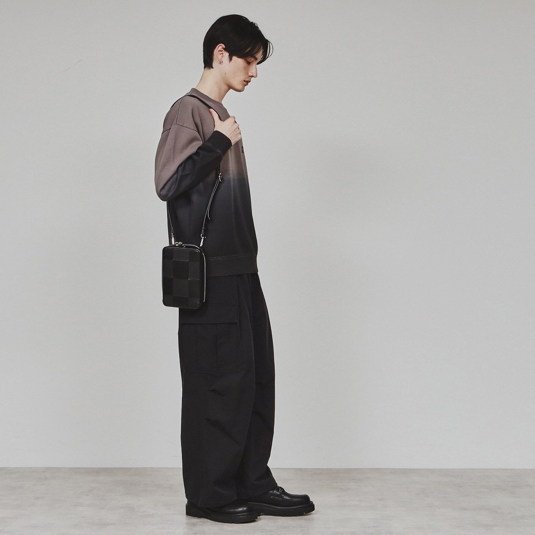 tk.TAKEO KIKUCHI「イントレ縦型ショルダー」|ショルダー・メッセンジャー|