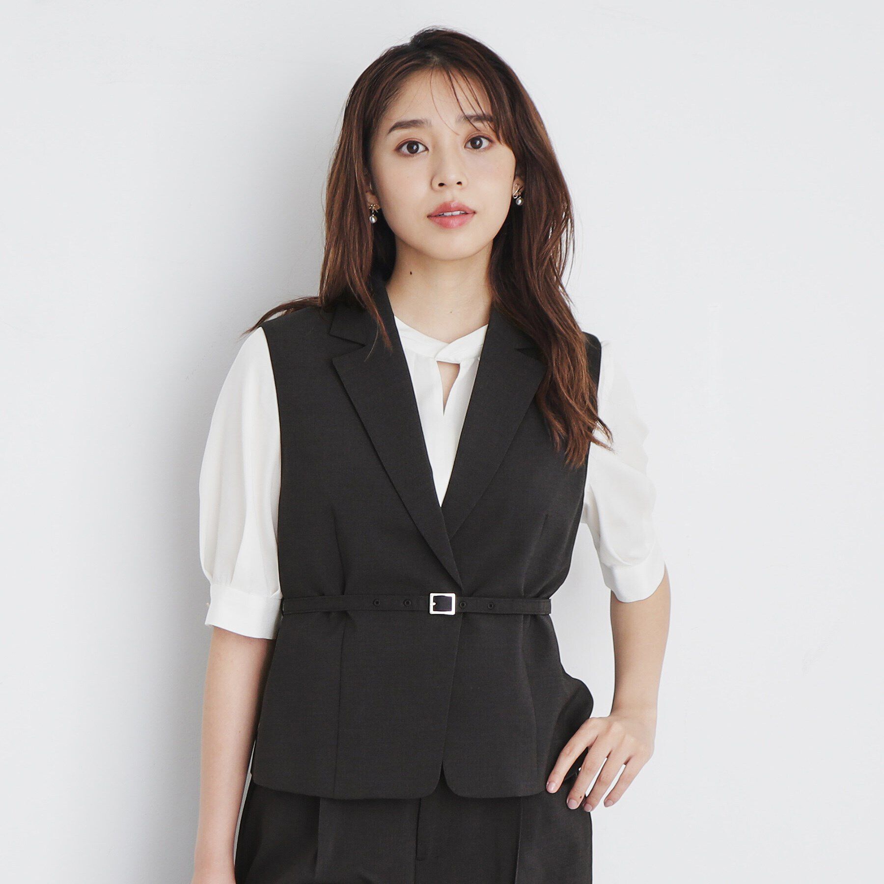 index「麻調コンパクトテーラードジレ/セットアップ対応【洗濯機洗い可】」|ベスト・ジレ|ブラック(019)