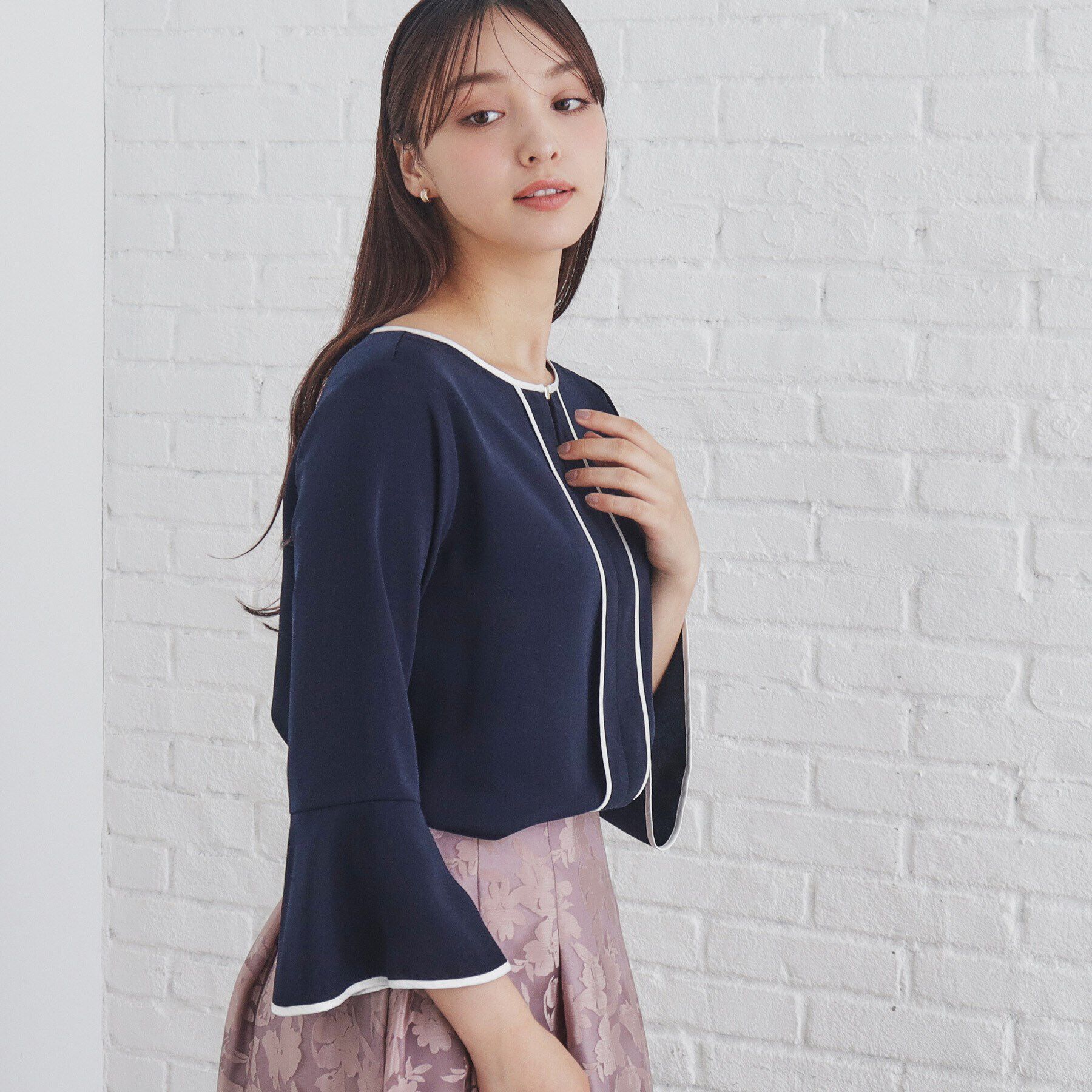 index「バイカラーフレアスリーブブラウス【洗濯機洗い可】」|シャツ・ブラウス|