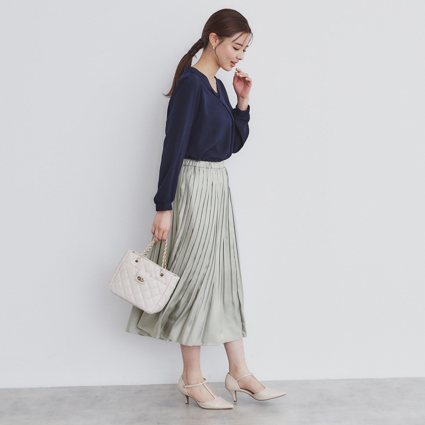 index「シャイニーサテンプリーツスカート【洗濯機洗い可/防シワ】」|スカート|