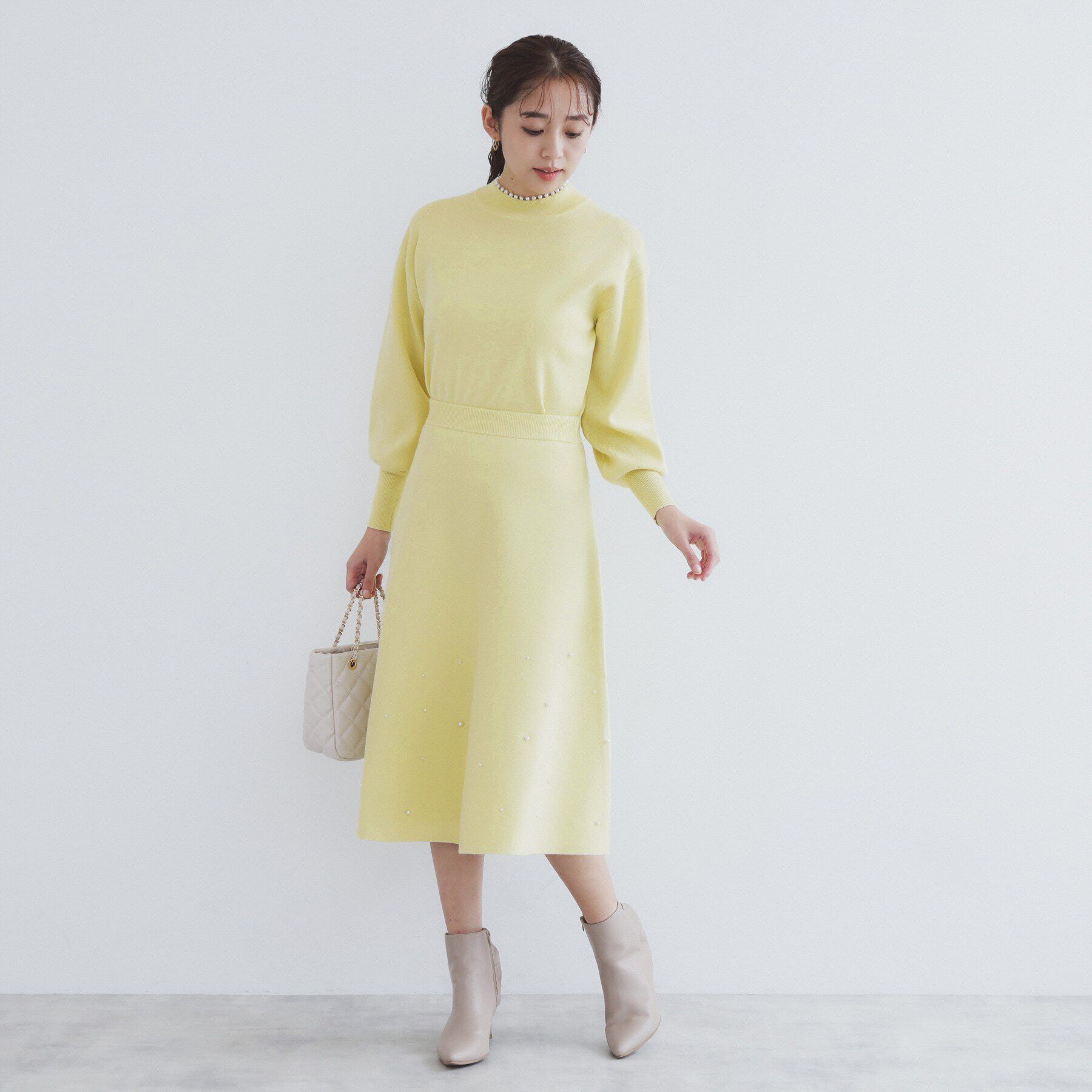 index「《美人百花掲載》パール調フレアニットスカート/セットアップ対応【洗濯機洗い可】」|スカート|