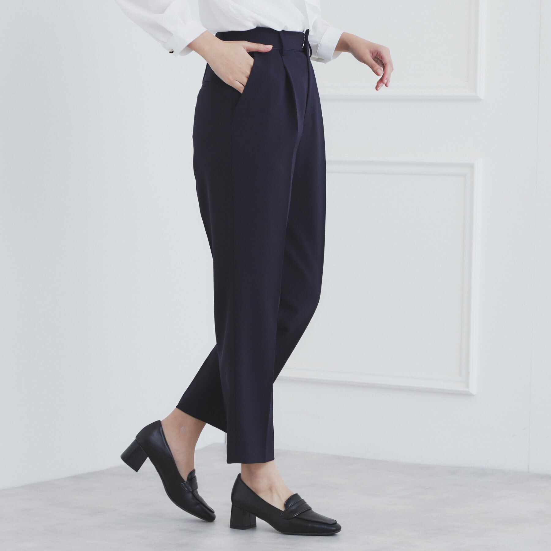 index「《通勤・セレモニー/セットアップ対応》多機能ストレッチテーパードパンツ【洗濯機洗い可/防シワ/抗ピル」|その他|