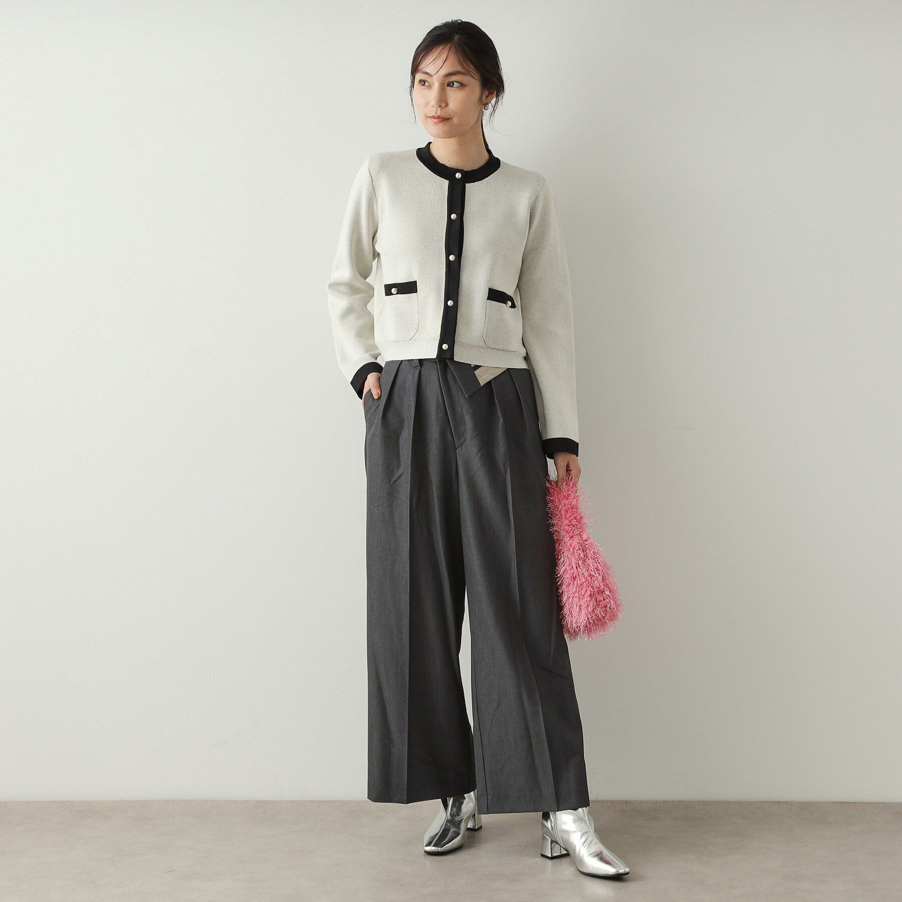 OPAQUE.CLIP「パール調ボタン配色ニットカーディガン【洗濯機洗い可】」|カーディガン|