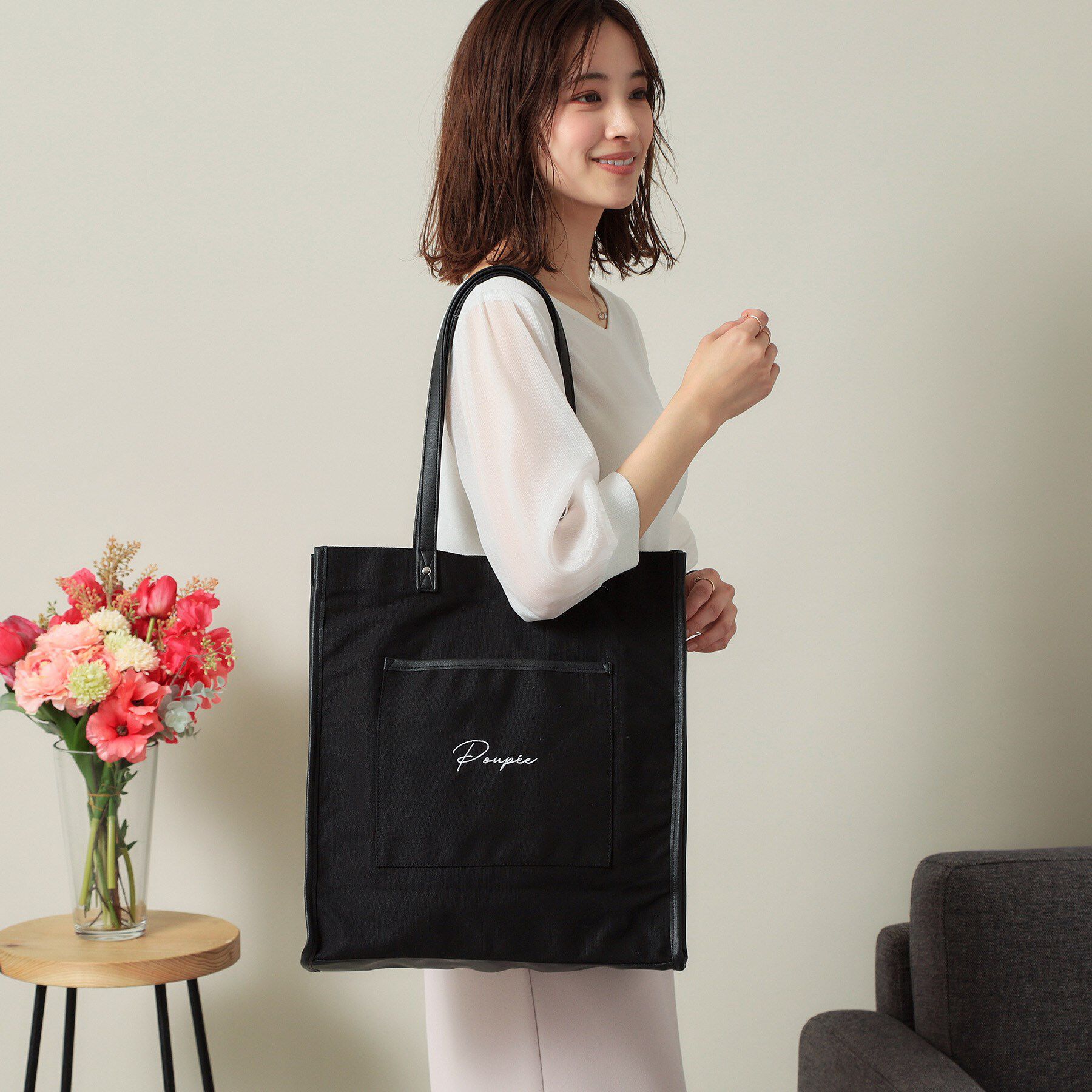 ITS&rsquo;DEMO「【推し活／A4対応】合皮パイピングキャンバストート」|トートバッグ|