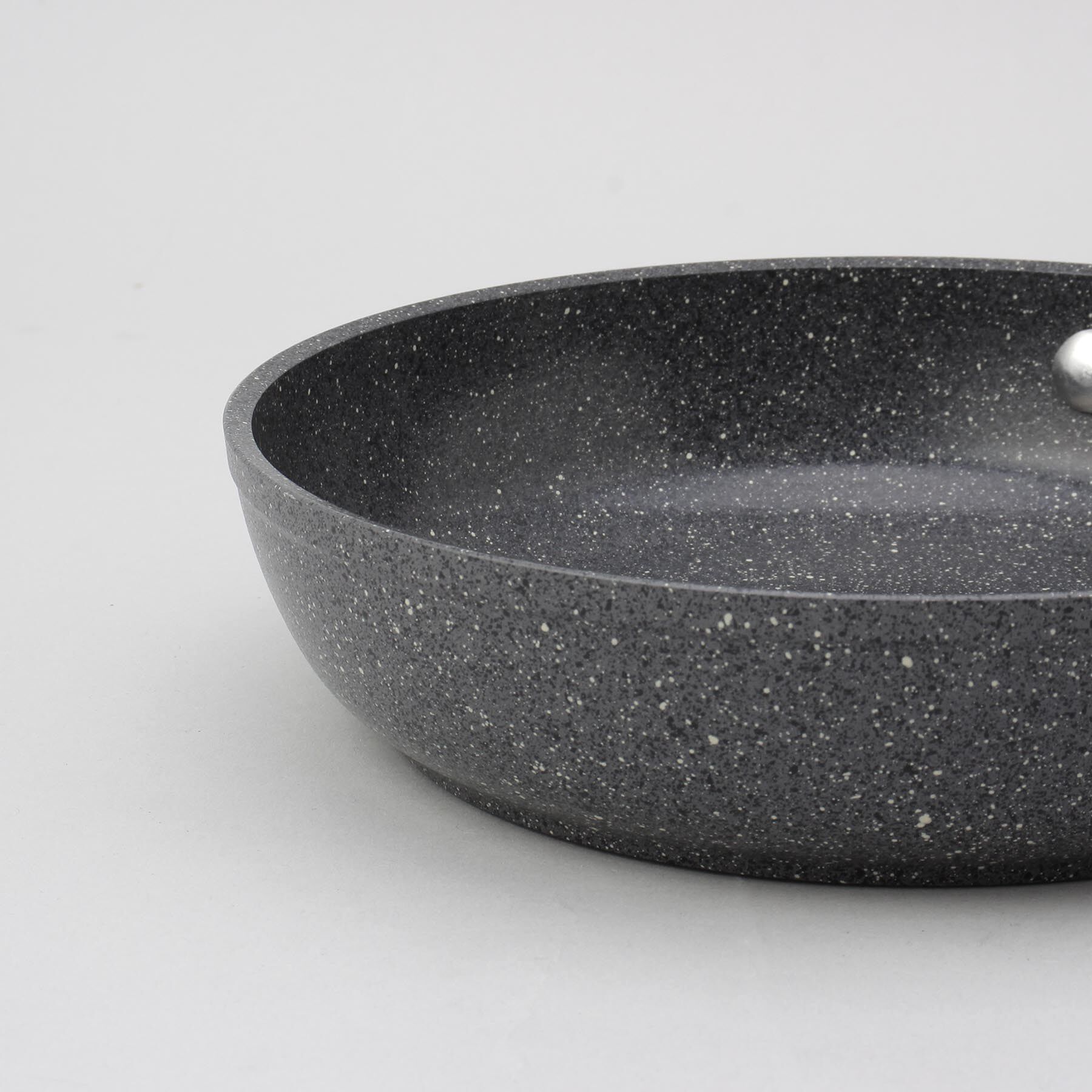 212 KITCHEN STORE「サリーナ セラミックフライパン 20センチ ＜BALLARINI バッラリーニ＞」|食器・キッチングッズ|