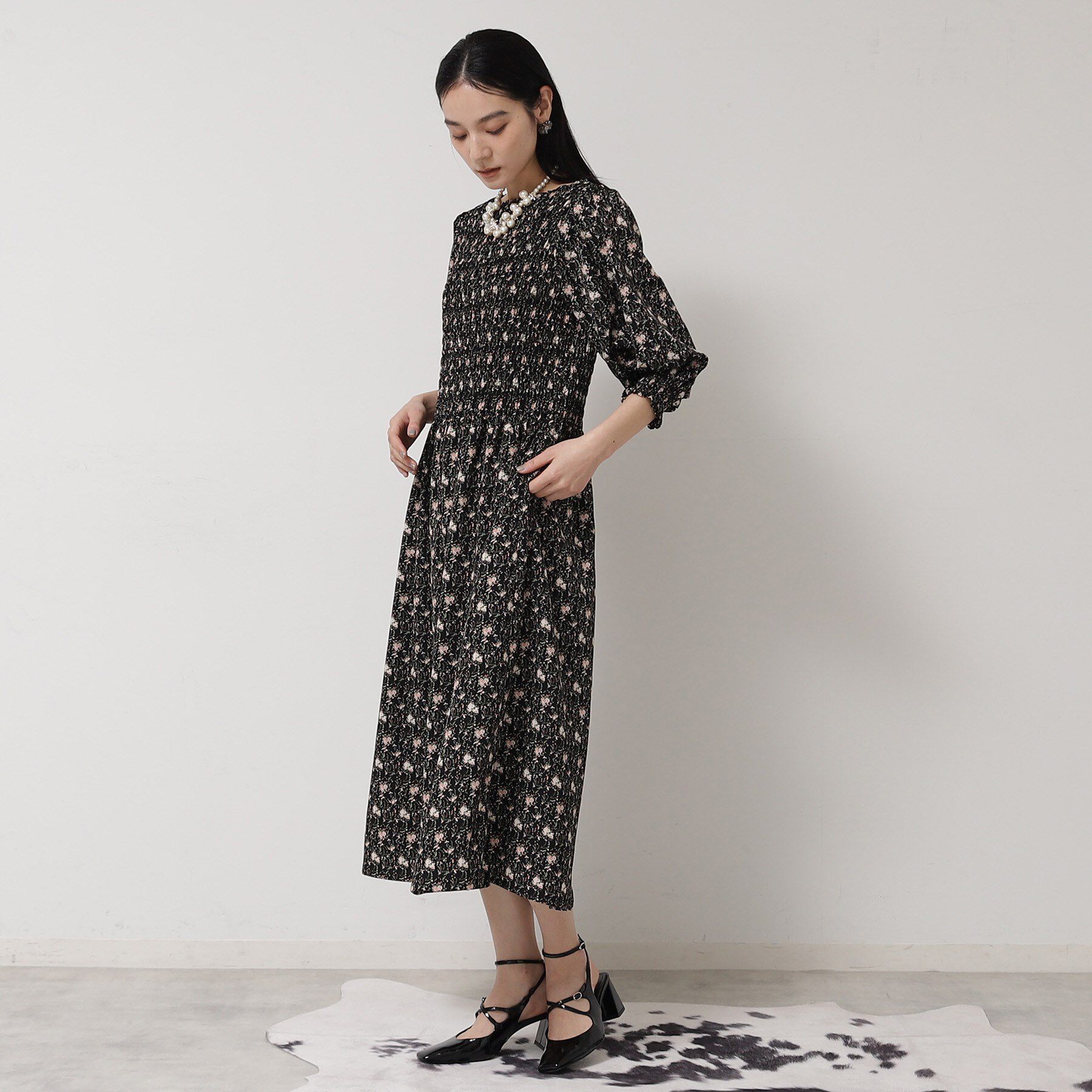 SunaUna「シャーリングフラワーワンピース」|ワンピース|