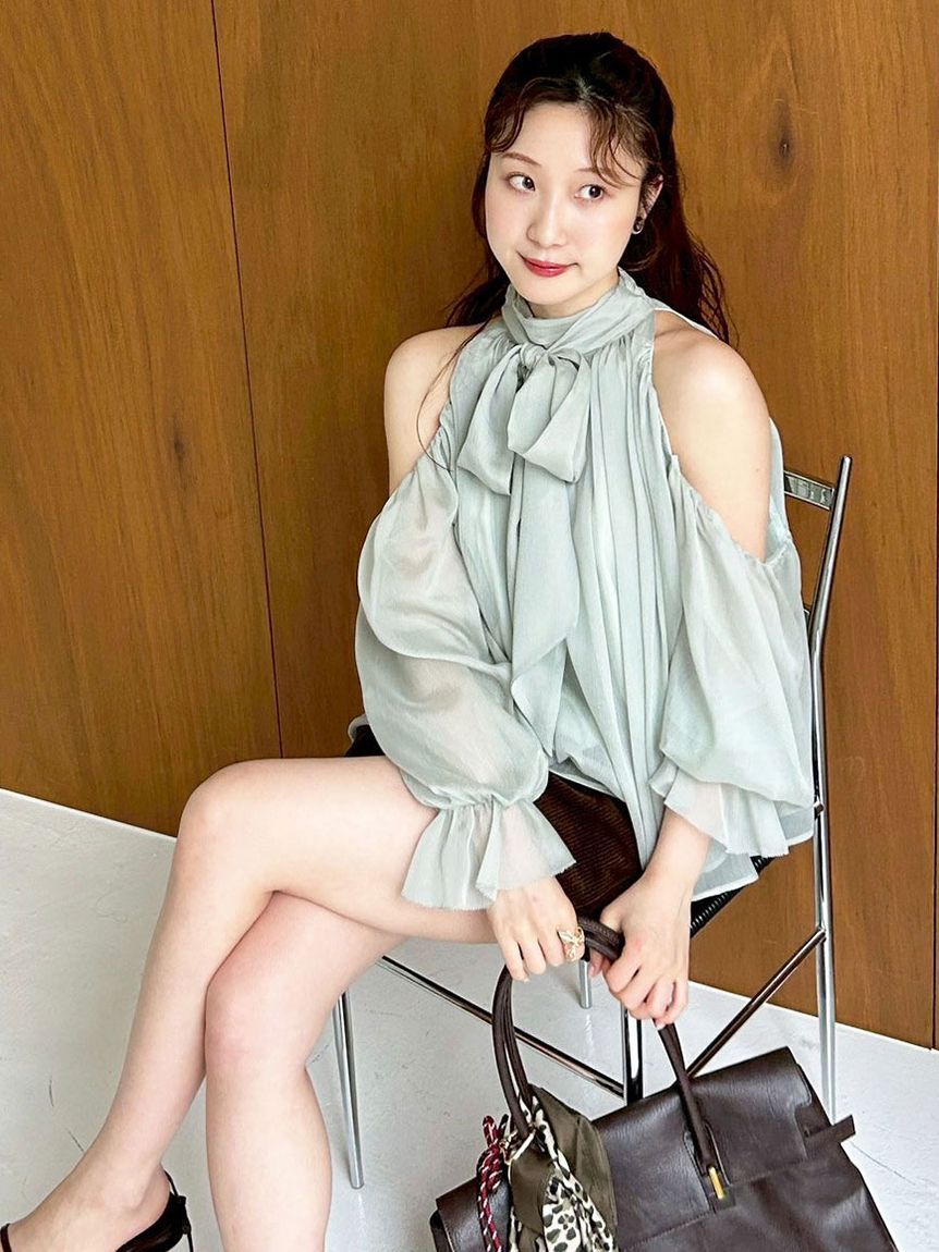 LILY BROWN「【WEB限定カラー】ドレープボウタイシフォンブラウス」|シャツ・ブラウス|