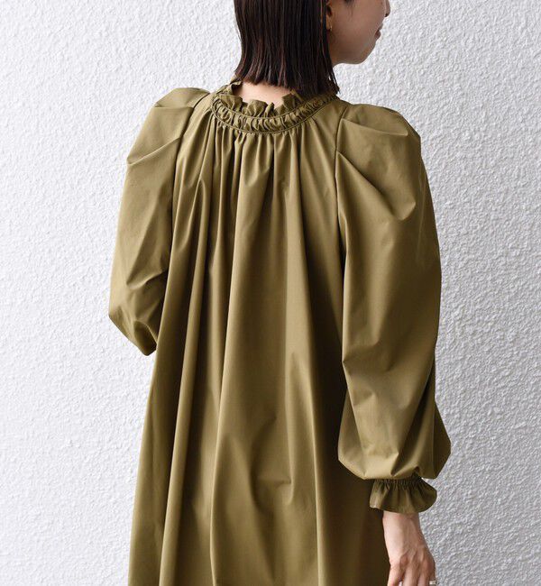 SHIPS for women「little black:〈手洗い可能〉前後 2WAY ボリューム ショルダー ワンピース」|ワンピース|