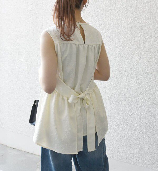 SHIPS any「SHIPS any:〈洗濯機可能〉サテン ジャカード ノースリ ペプラム リボン ブラウス」|シャツ・ブラウス|