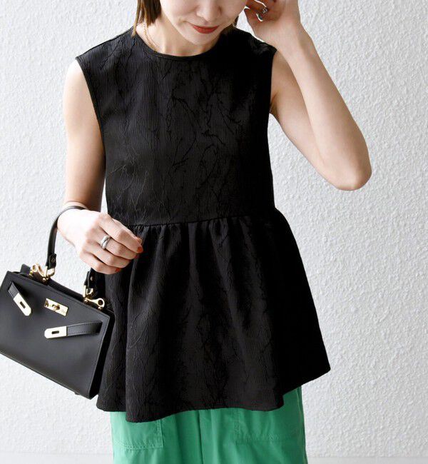 SHIPS any「SHIPS any:〈洗濯機可能〉サテン ジャカード ノースリ ペプラム リボン ブラウス」|シャツ・ブラウス|