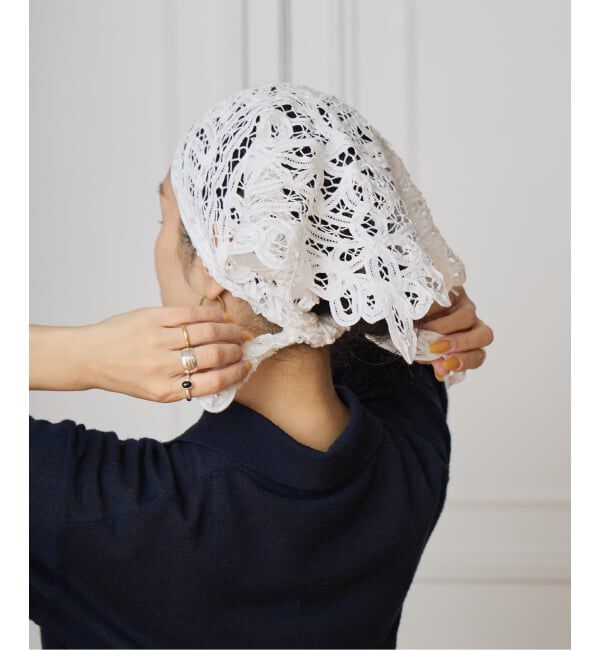 IENA LA BOUCLE「《追加》IENA LA BOUCLE バテンレースバブーシュカ」|バンダナ・スカーフ|ホワイト