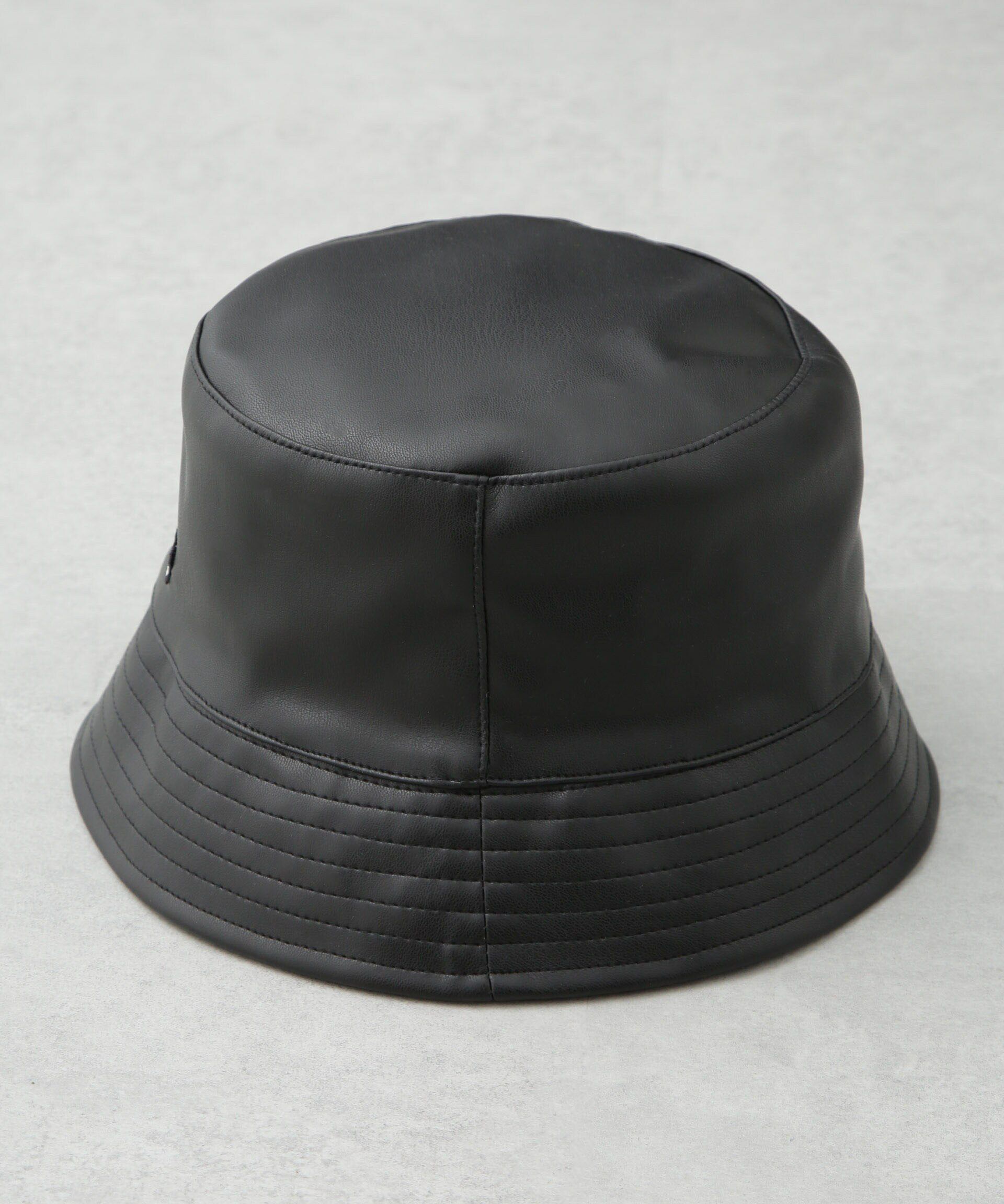 nano･universe「PENNEYS BLACK フェイクレザーバケットハット」|キャップ・キャスケット|