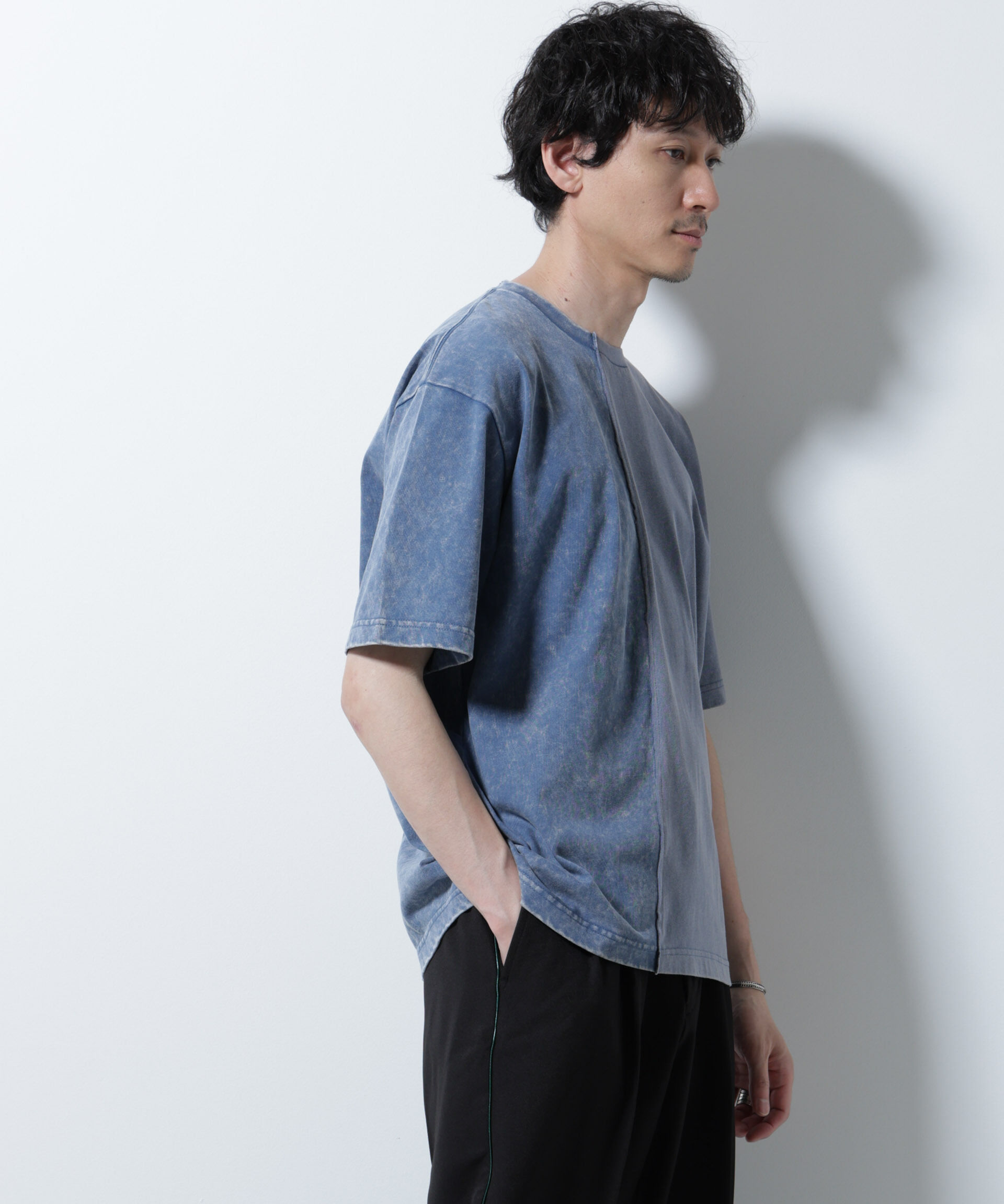 nano･universe「｢A-C-Z｣2トーンピグメントTシャツ 半袖」|Tシャツ・カットソー|