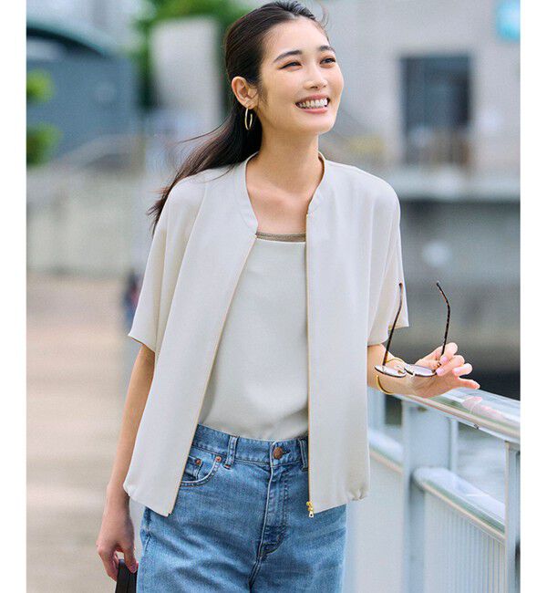 23区「【一部店舗限定/吸水速乾/UVカット/接触冷感】ストレッチジョーゼット フレンチスリーブ ブルゾン」|ブルゾン・スタジャン|ベージュ系