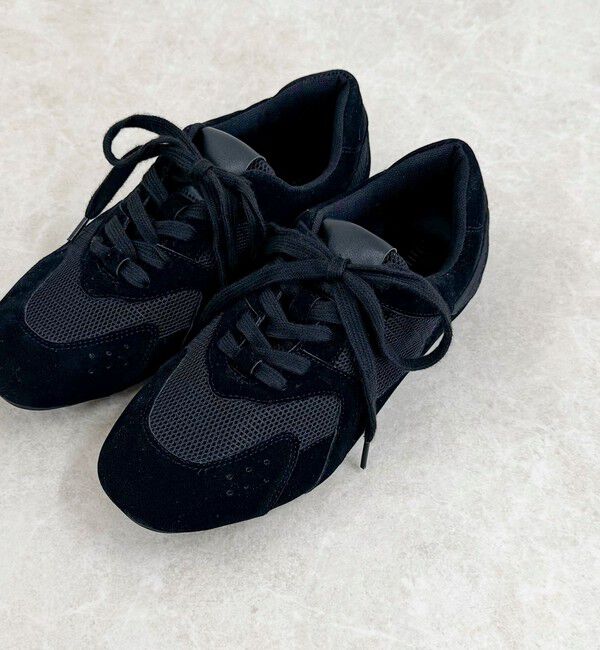 fredy emue「スマートメッシュスニーカー」|スニーカー|