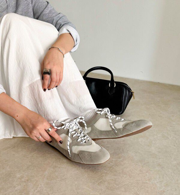 fredy emue「スマートメッシュスニーカー」|スニーカー|