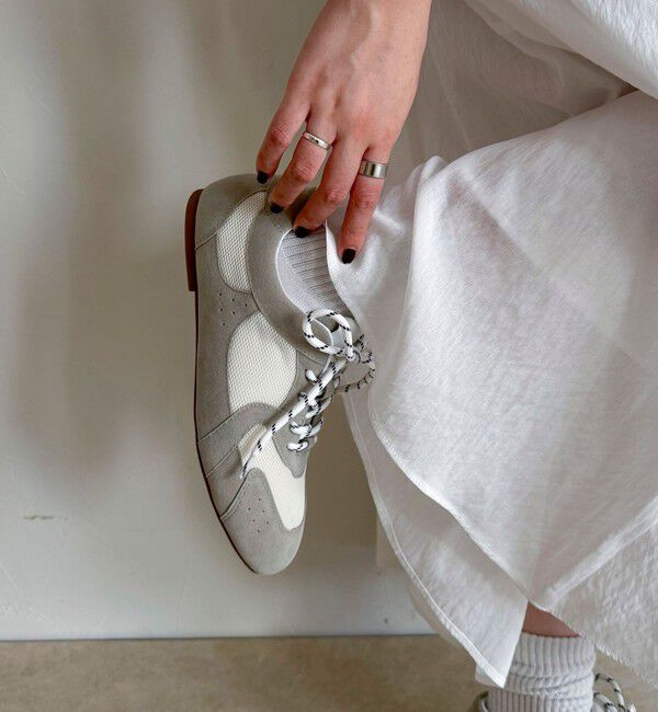 fredy emue「スマートメッシュスニーカー」|スニーカー|