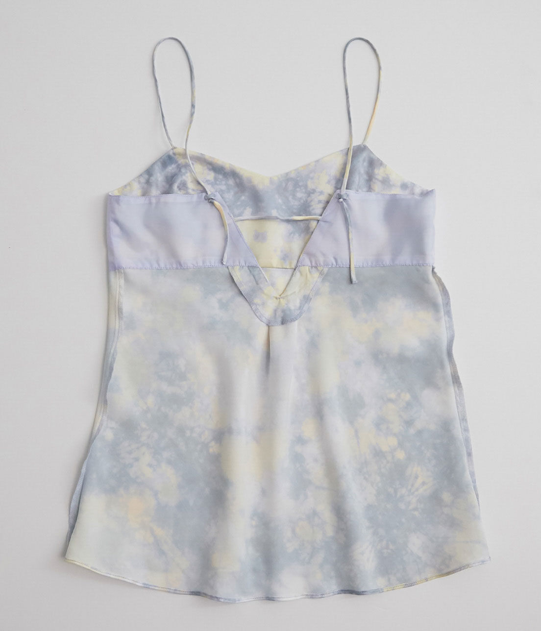 VIS「【コラーゲン加工】【ViSage】リサイクルサテンタイダイ柄キャミソール」|ルームウェア|
