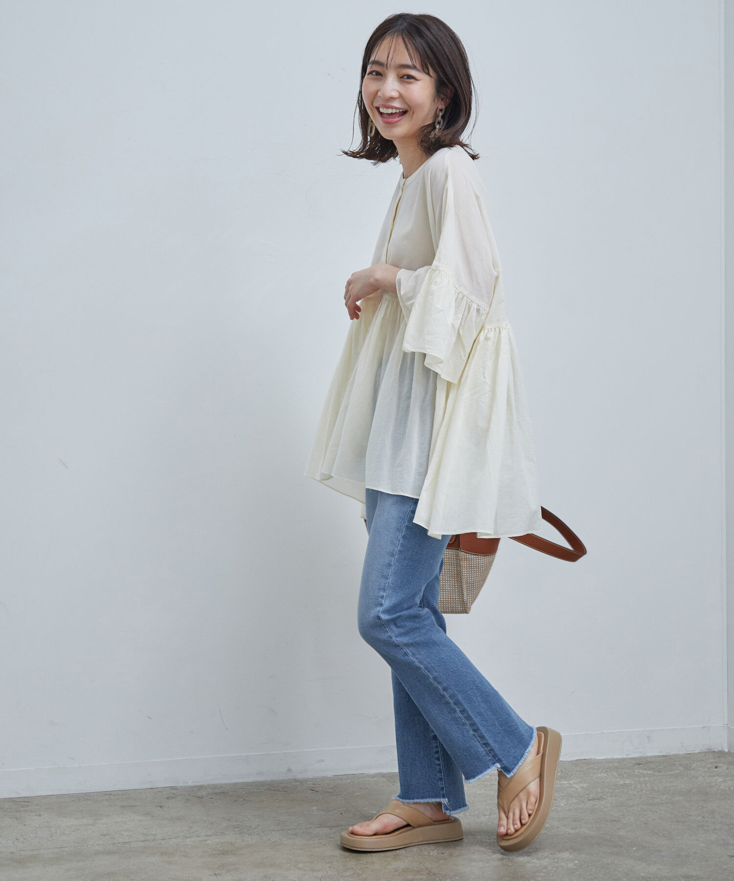 VIS「【STORY8月号掲載】コットンストレッチ＆デニムフレアパンツ」|デニム|