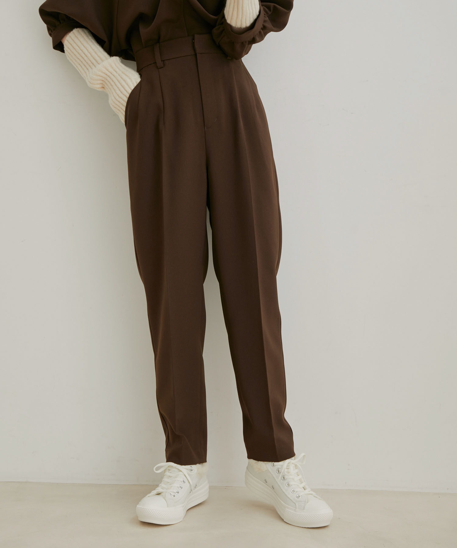 VIS「【Washable・EASY CARE】エコウールタッチテーパードパンツ【sustainable】」|スラックス|ダークブラウン(20)